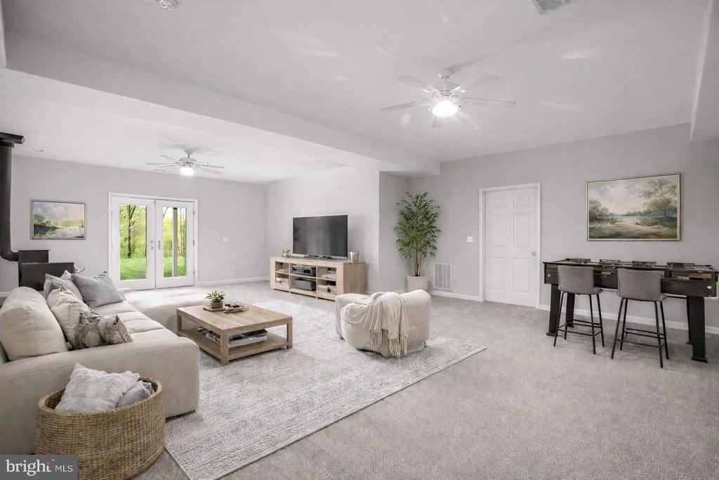 839 QUEEN ANNE DRIVE