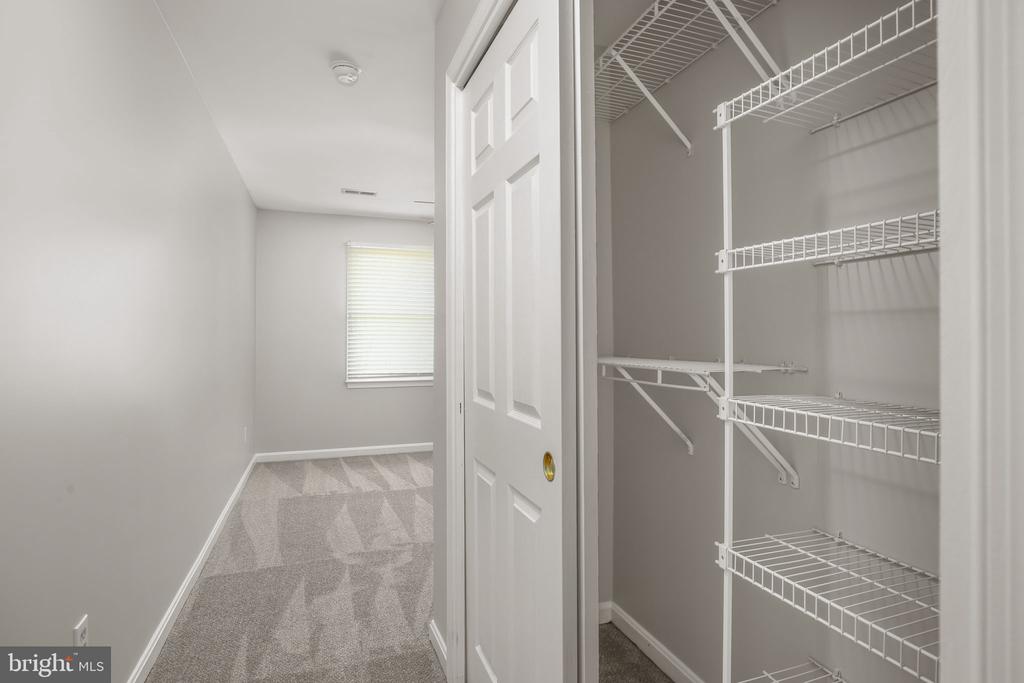 839 QUEEN ANNE DRIVE