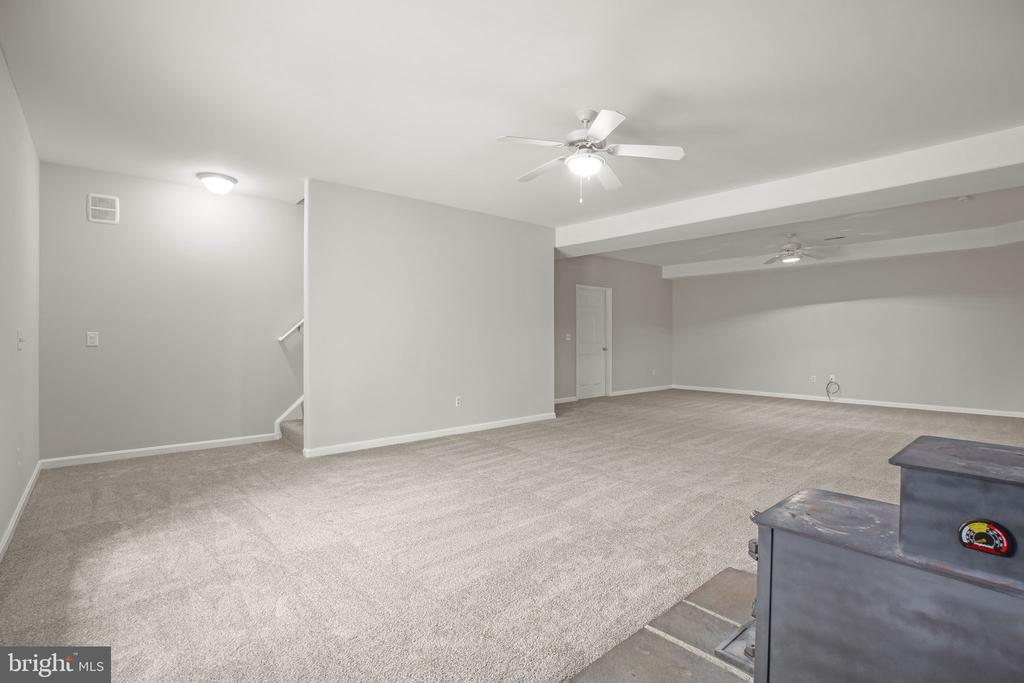 839 QUEEN ANNE DRIVE