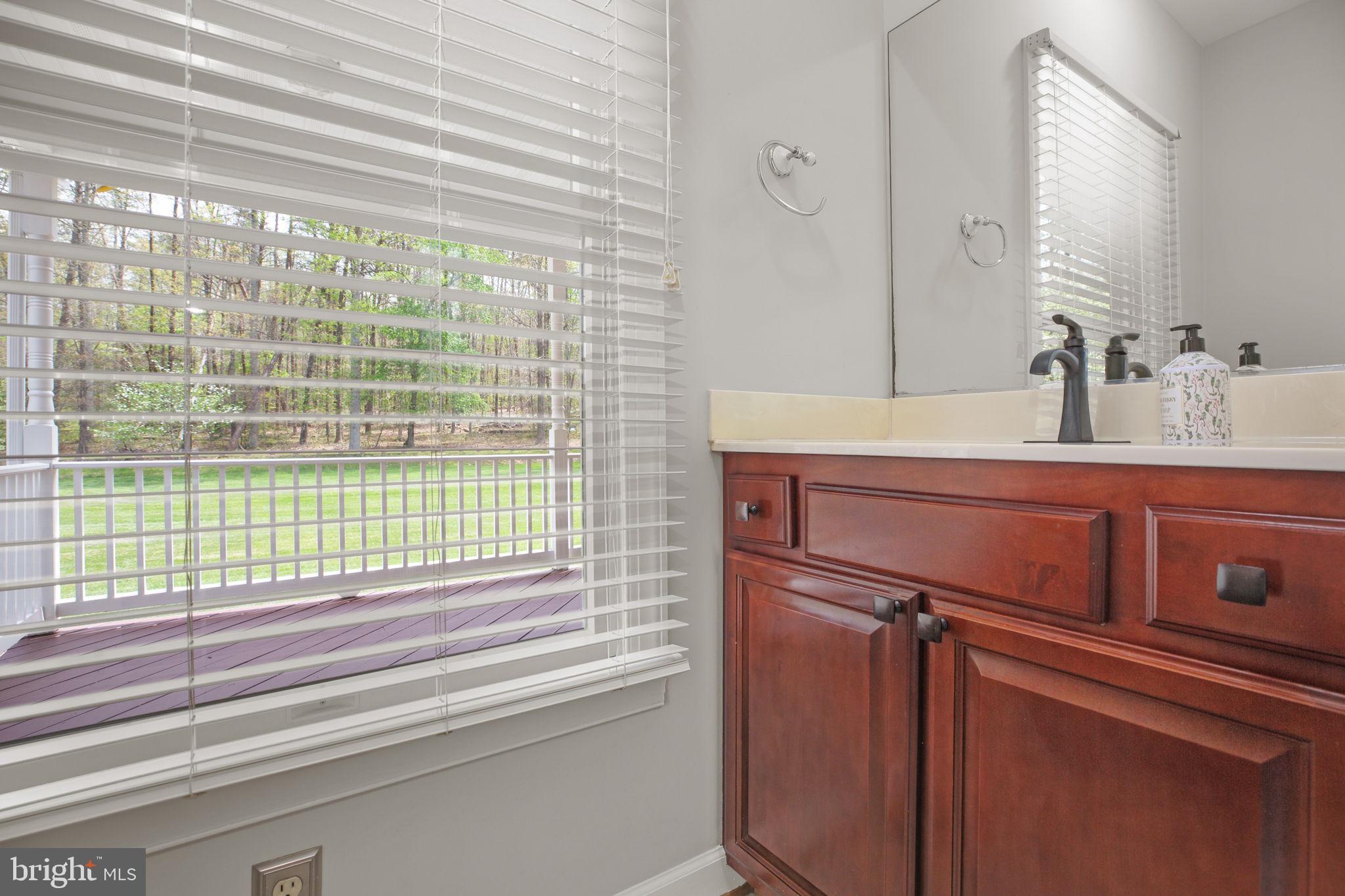 839 QUEEN ANNE DRIVE