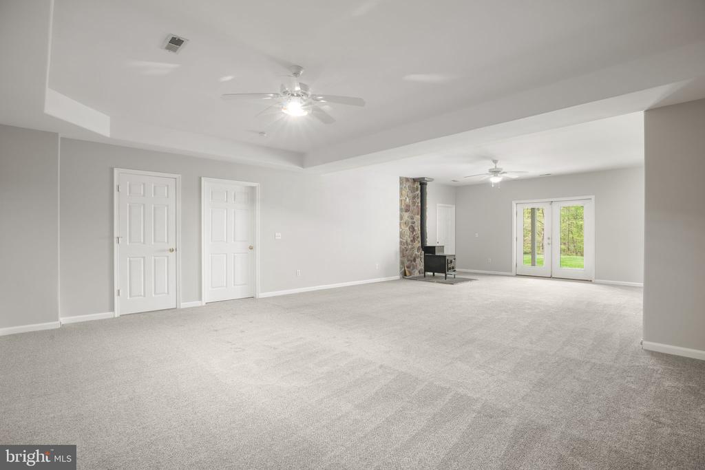 839 QUEEN ANNE DRIVE