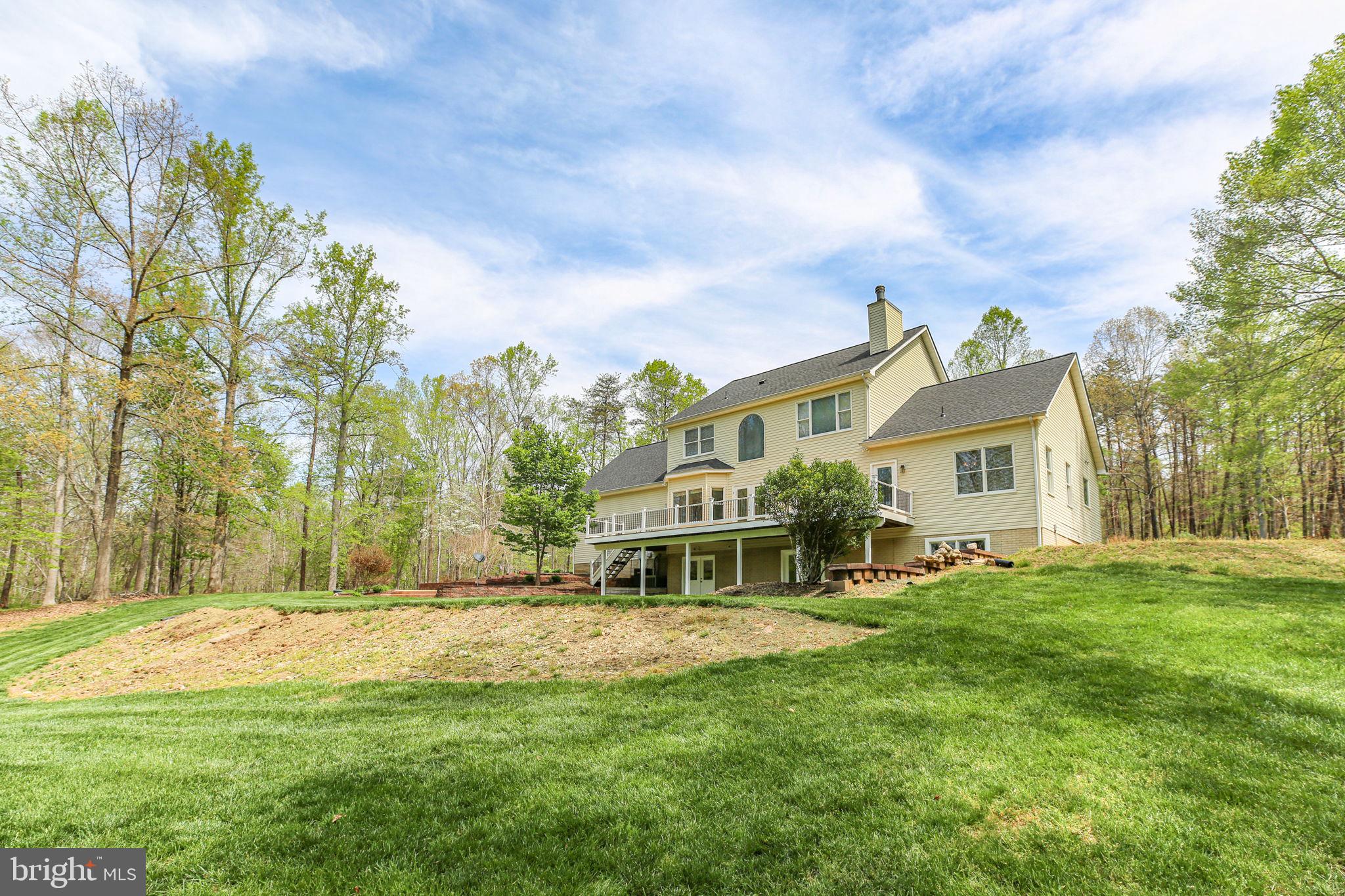 839 QUEEN ANNE DRIVE