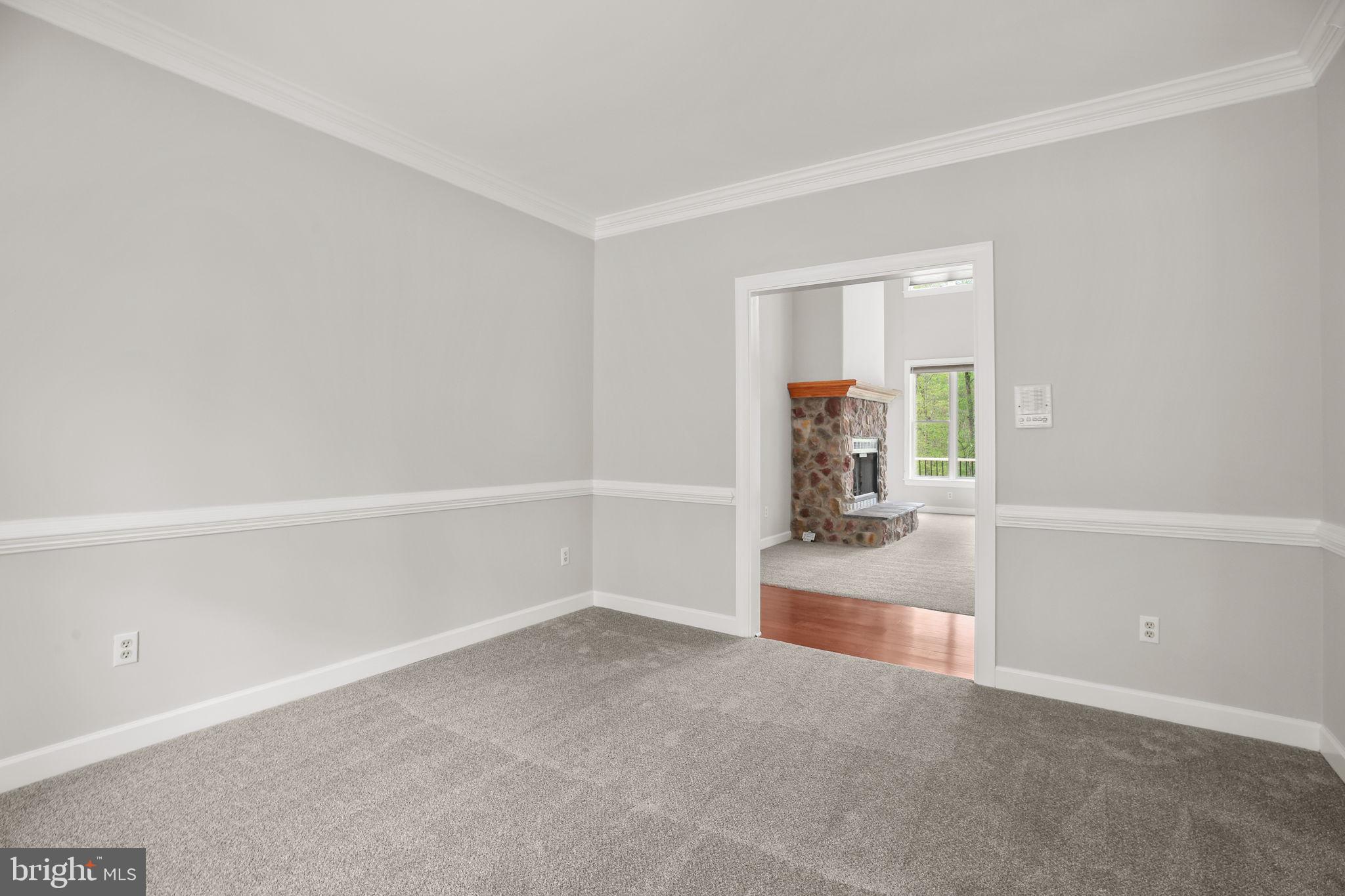 839 QUEEN ANNE DRIVE