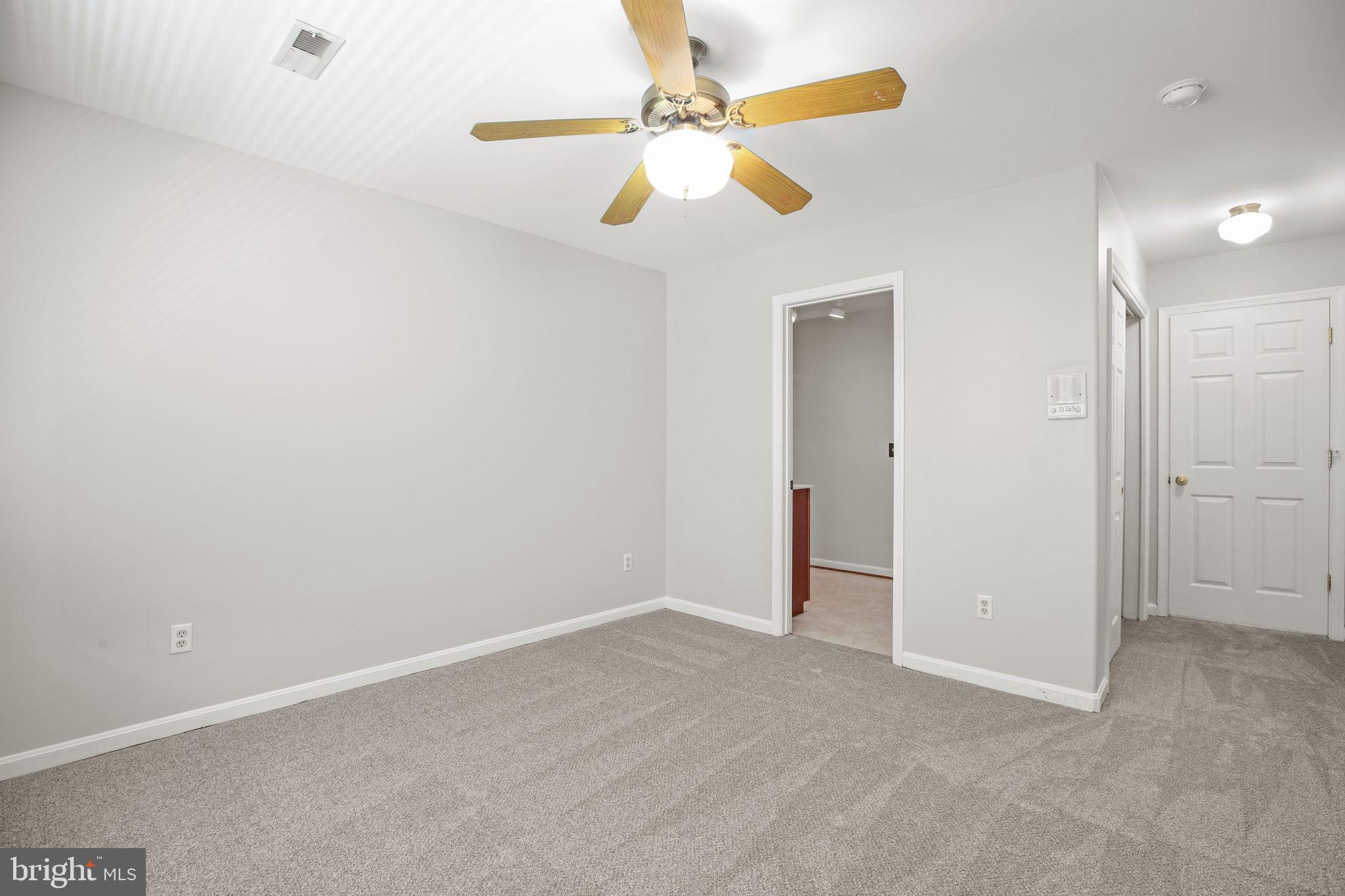 839 QUEEN ANNE DRIVE