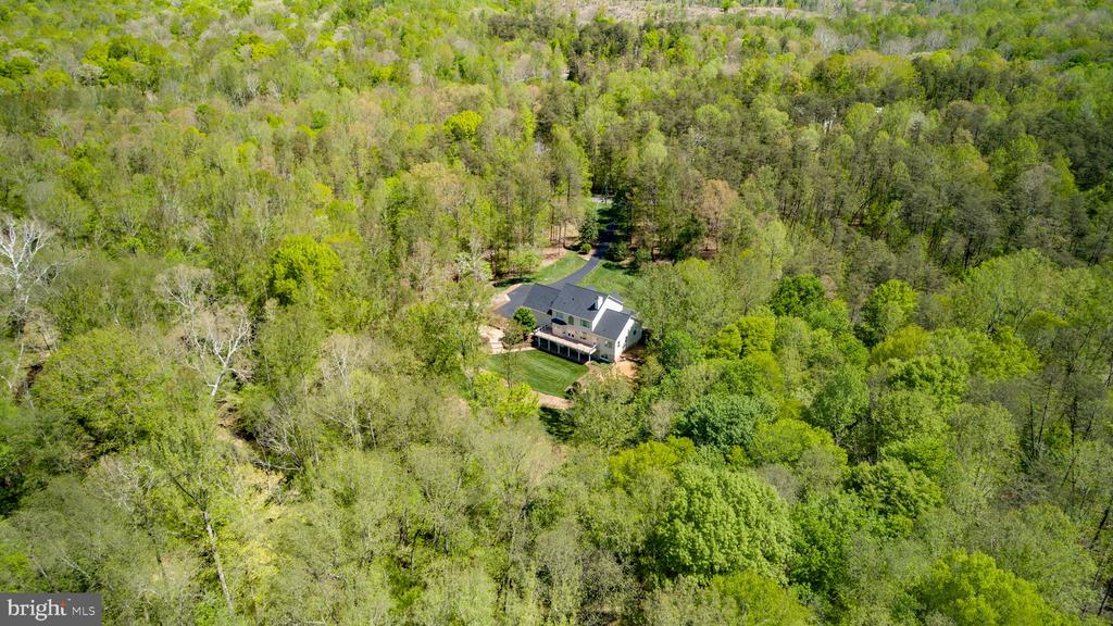839 QUEEN ANNE DRIVE