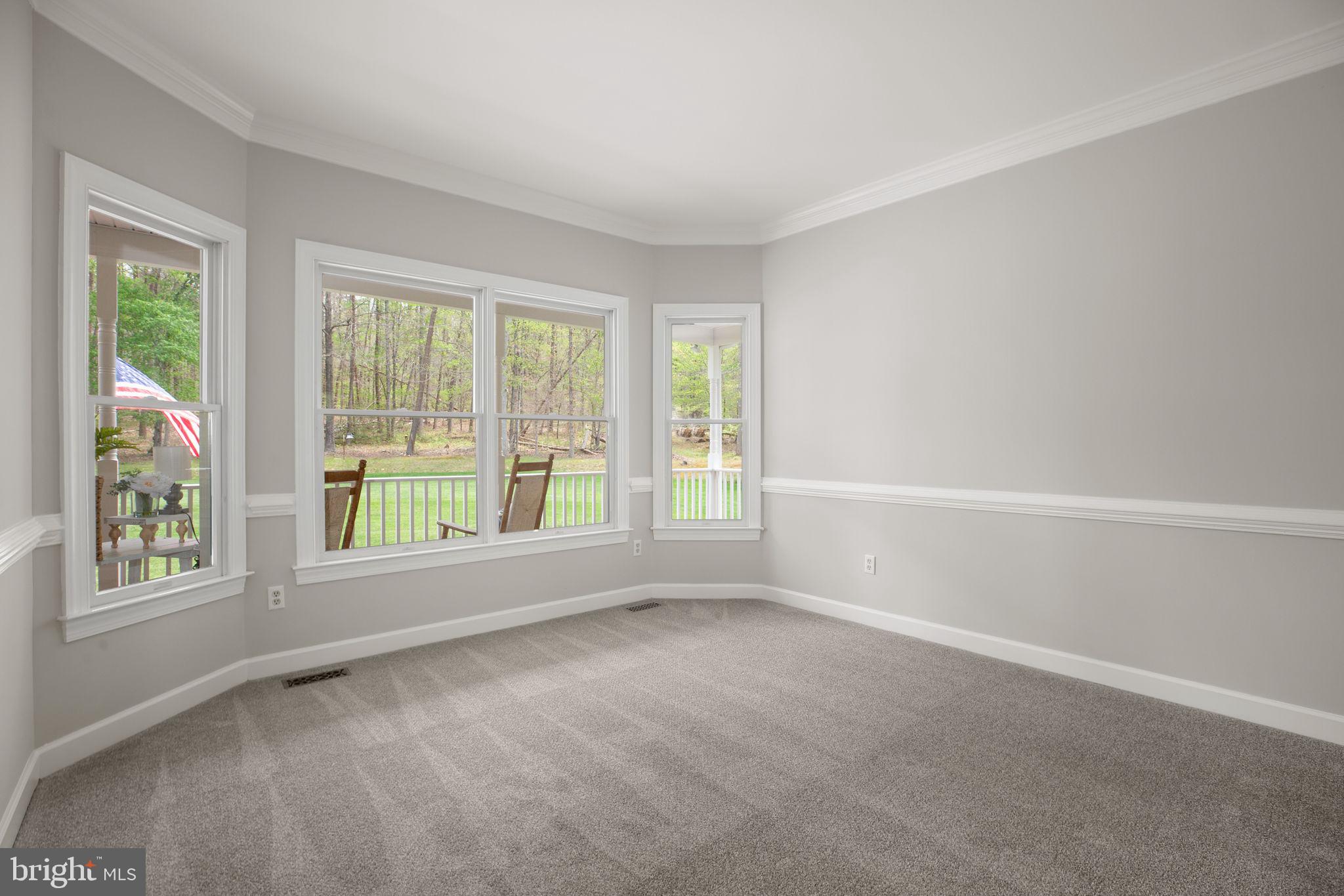 839 QUEEN ANNE DRIVE