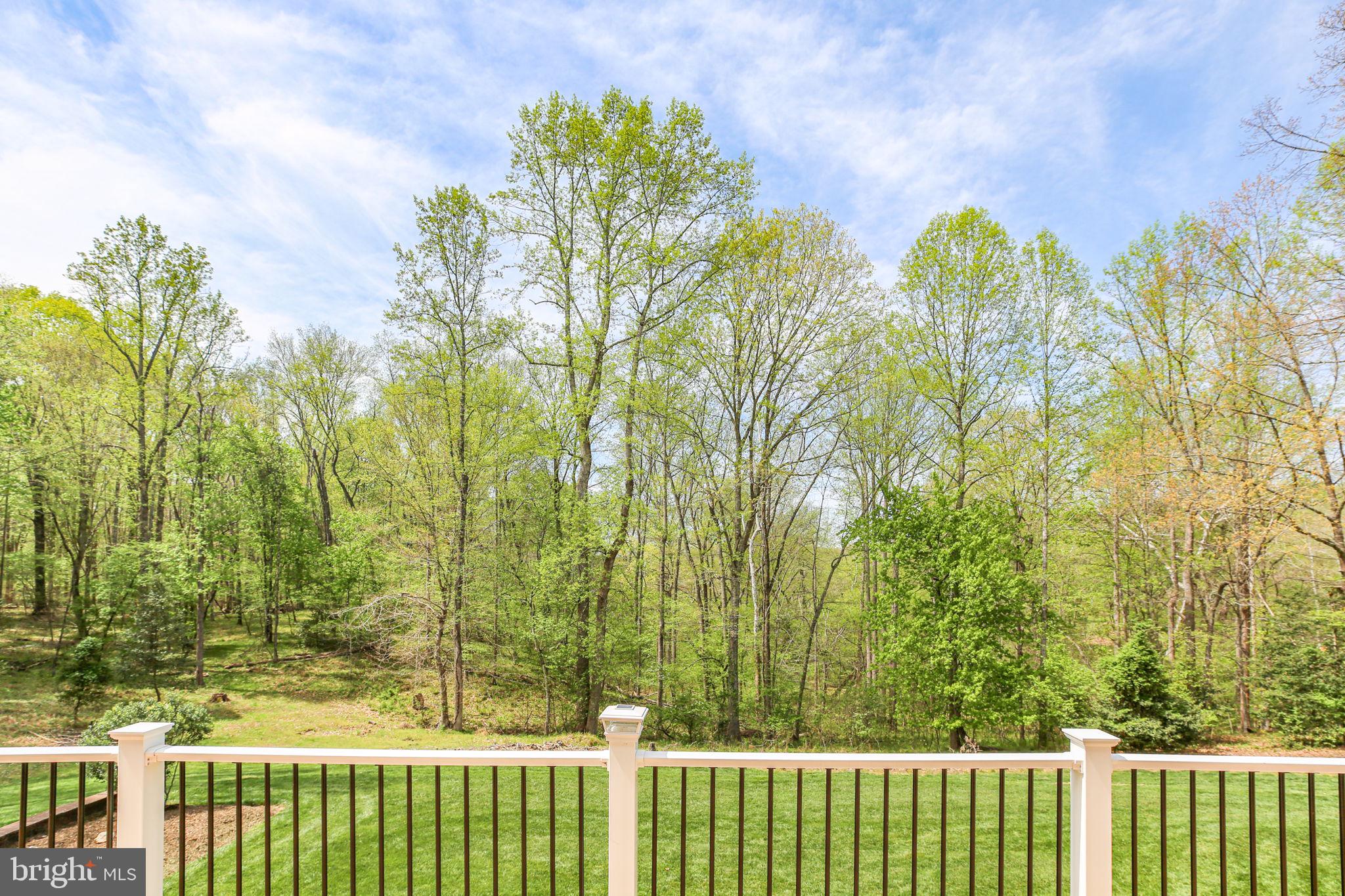 839 QUEEN ANNE DRIVE