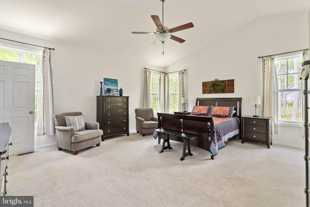40 SOUTHERN VIEW DRIVE