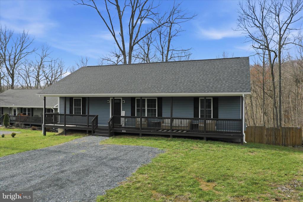 605 WESTERN LANE