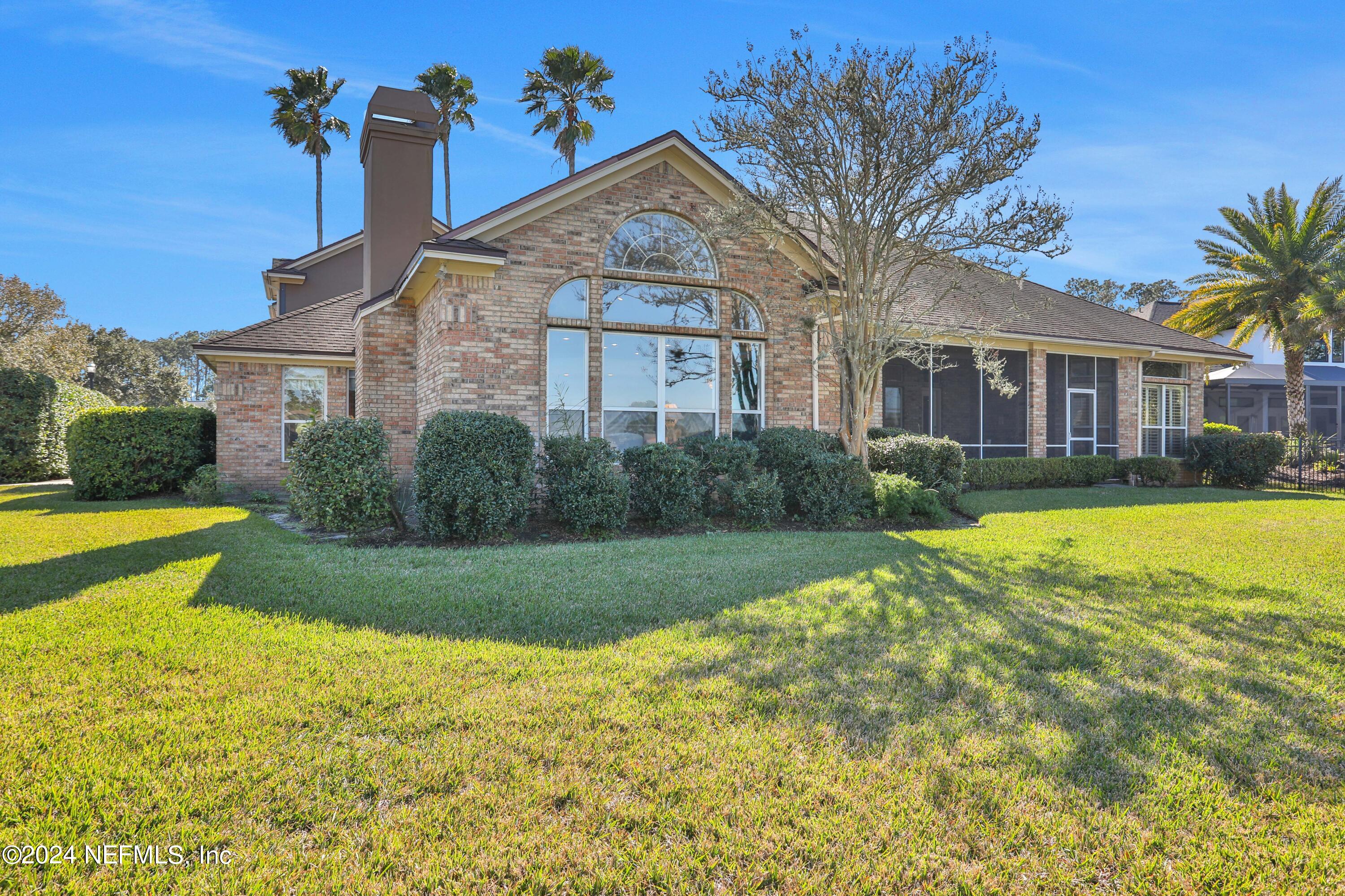 368 S NINE Drive