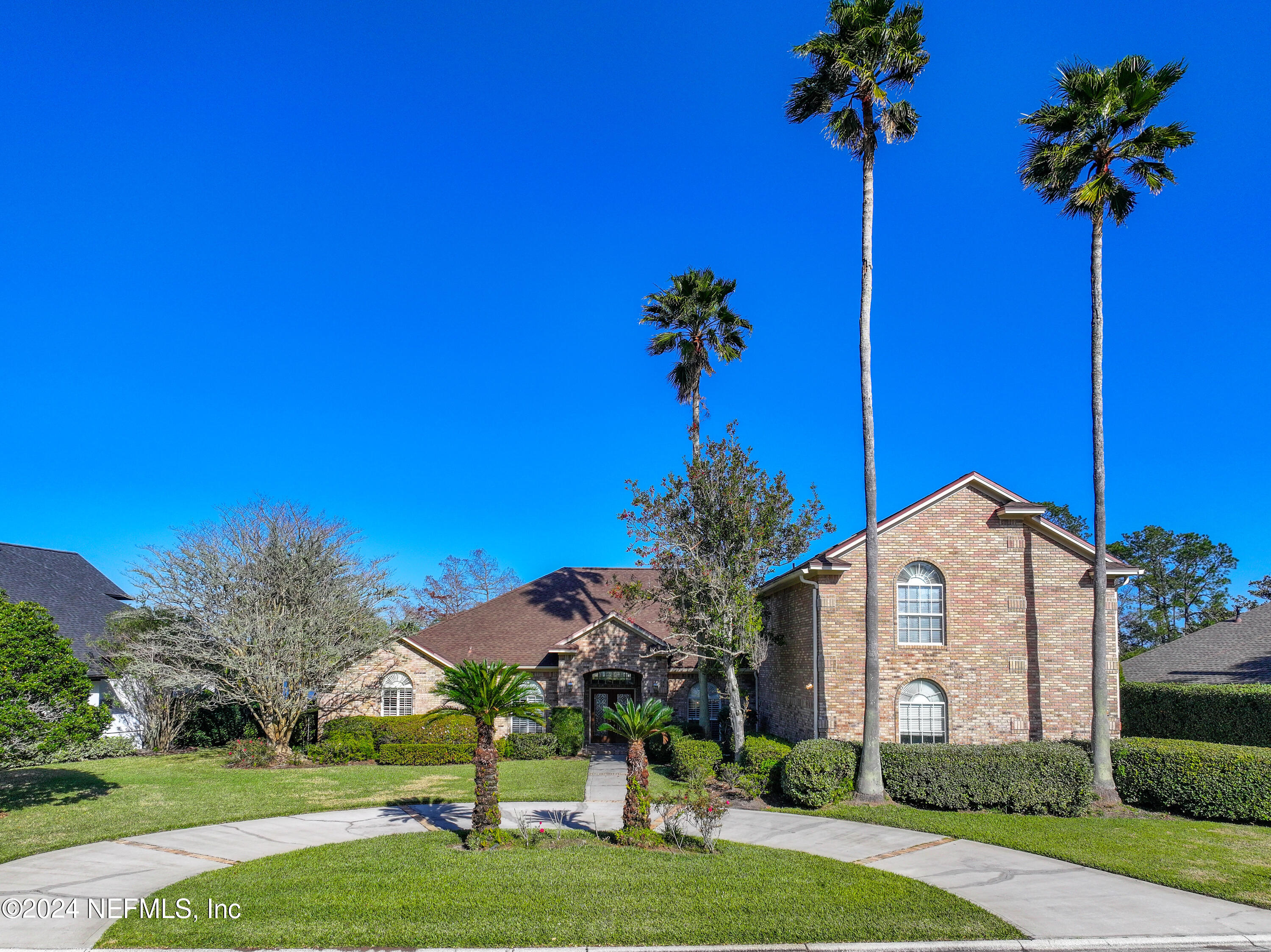 368 S NINE Drive