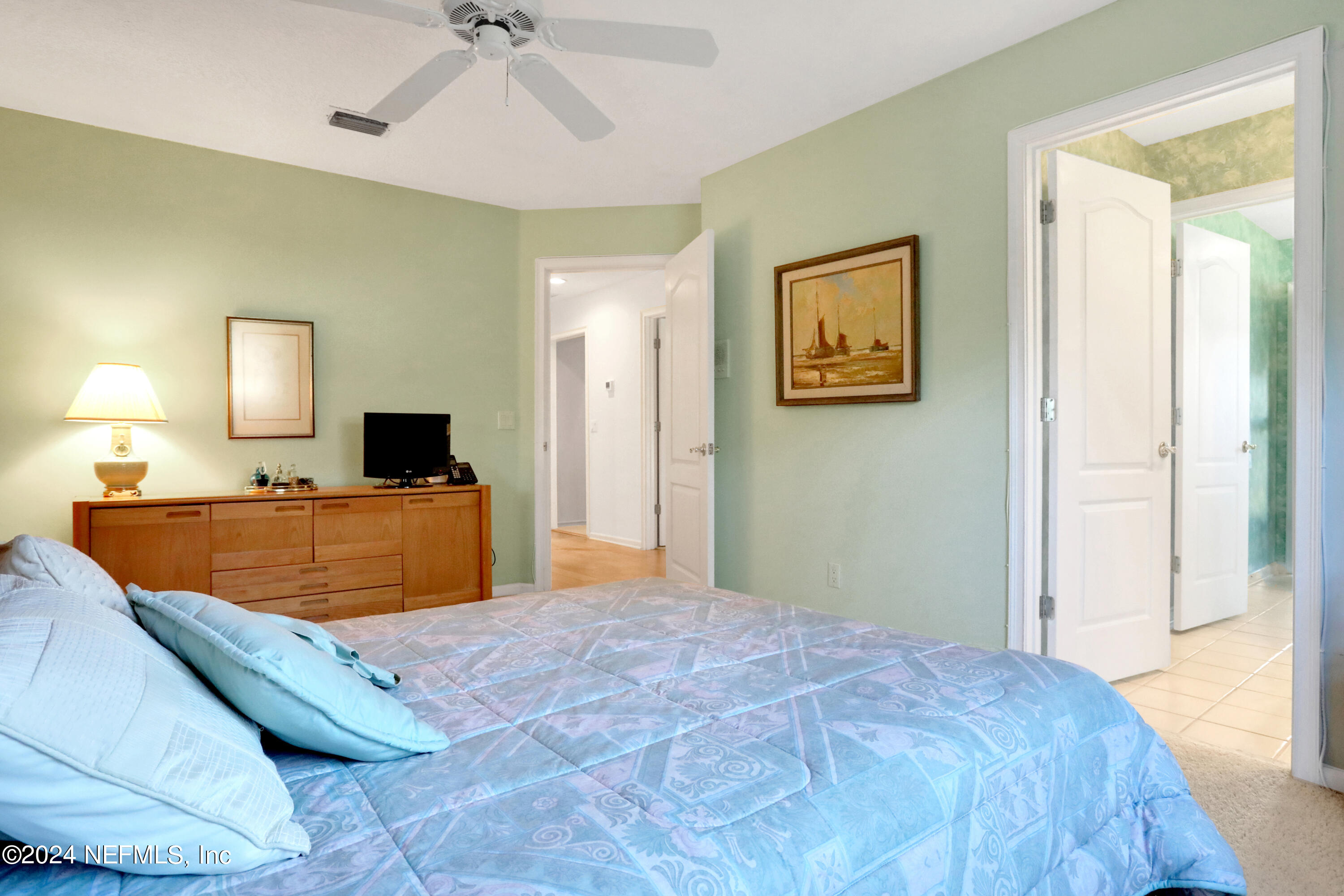 368 S NINE Drive