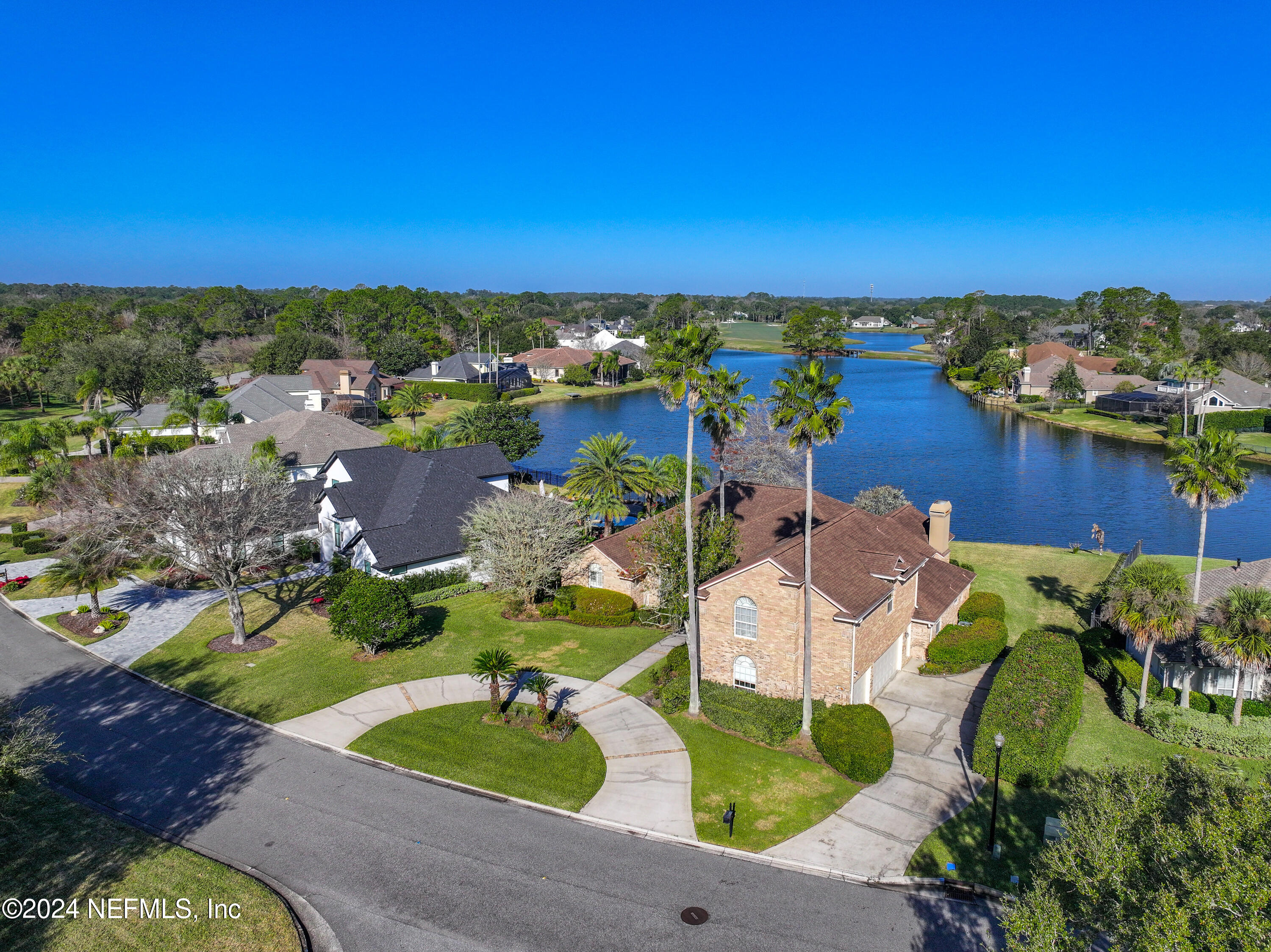 368 S NINE Drive