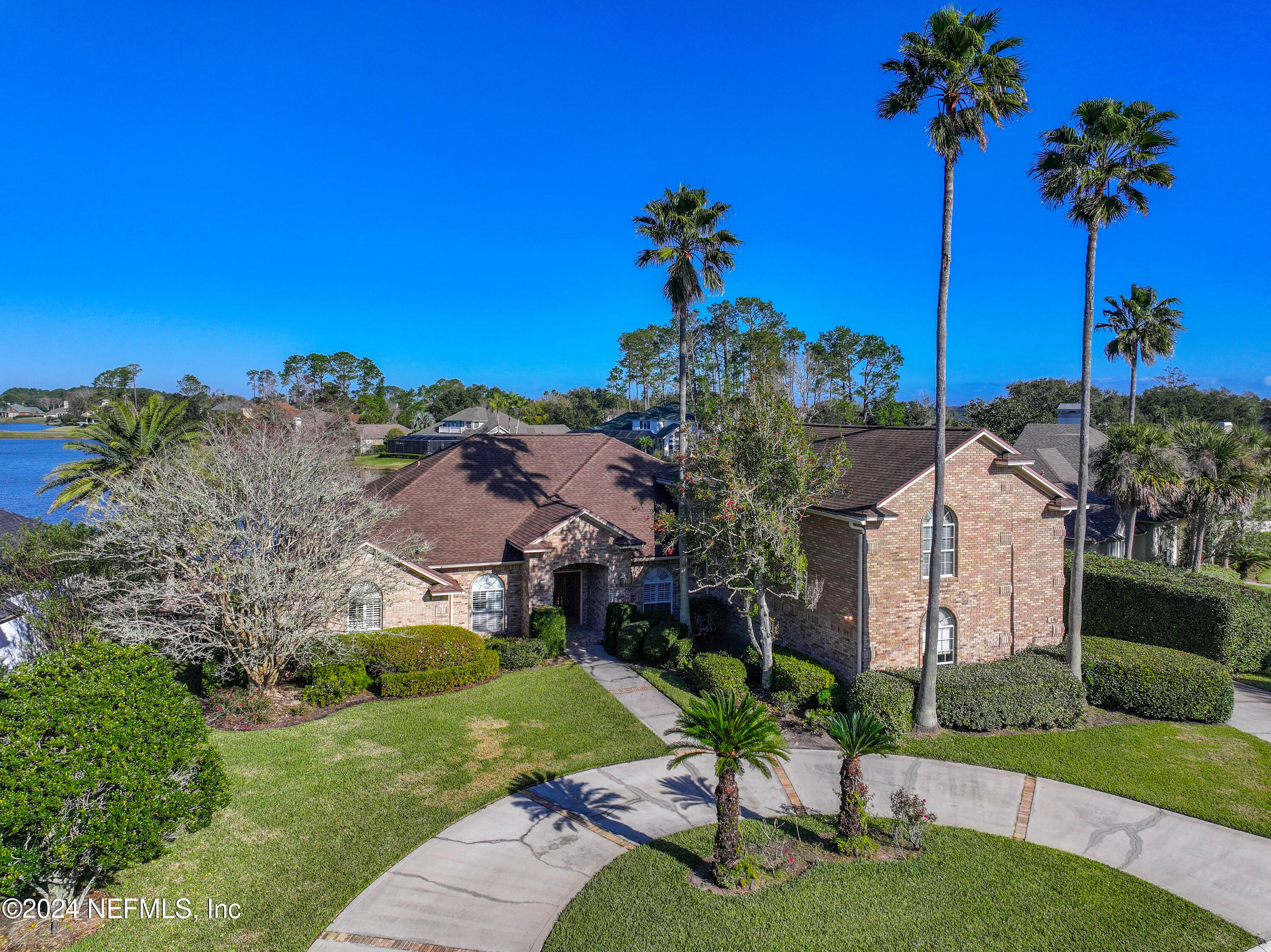 368 S NINE Drive