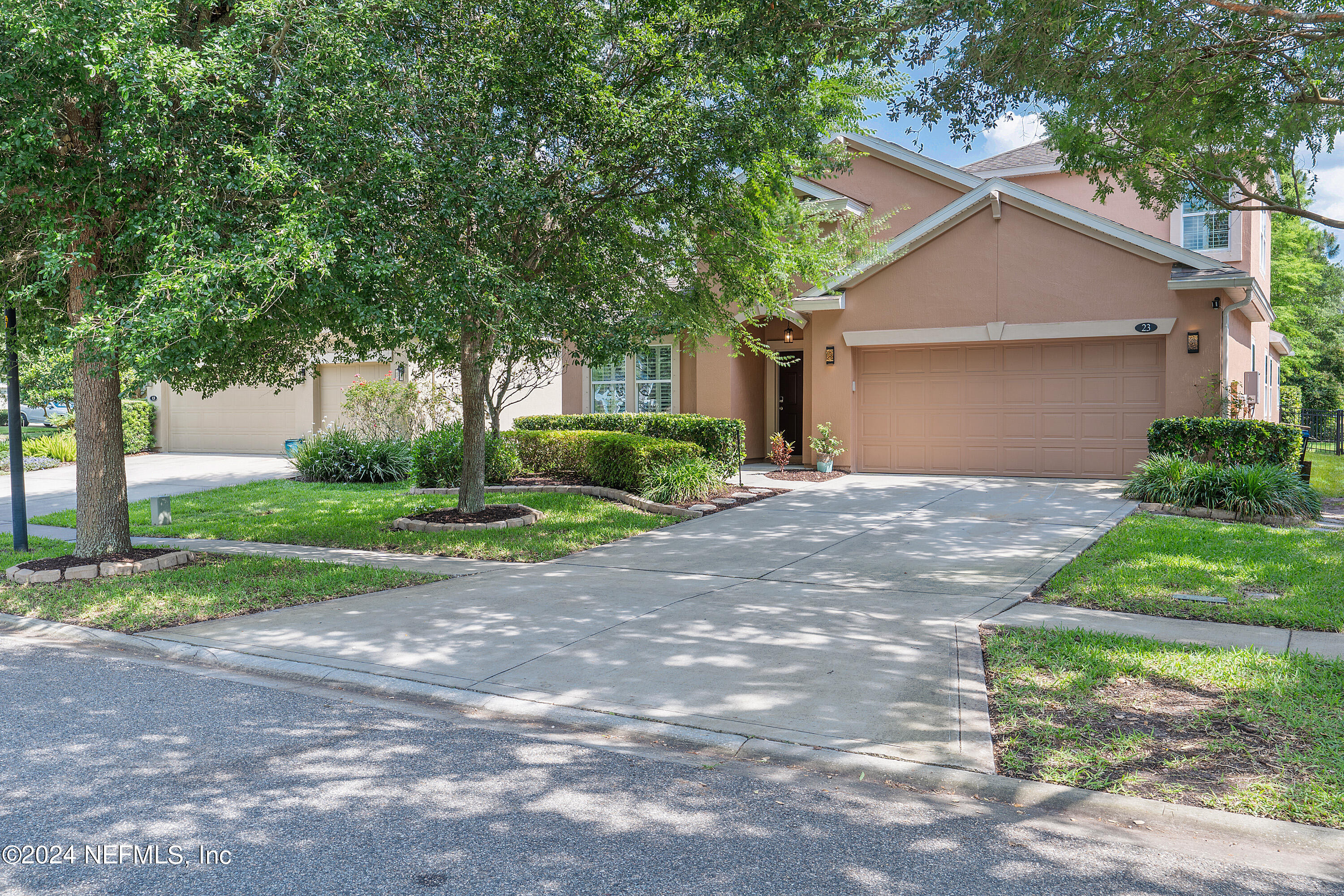 23 WINDSTONE Lane
