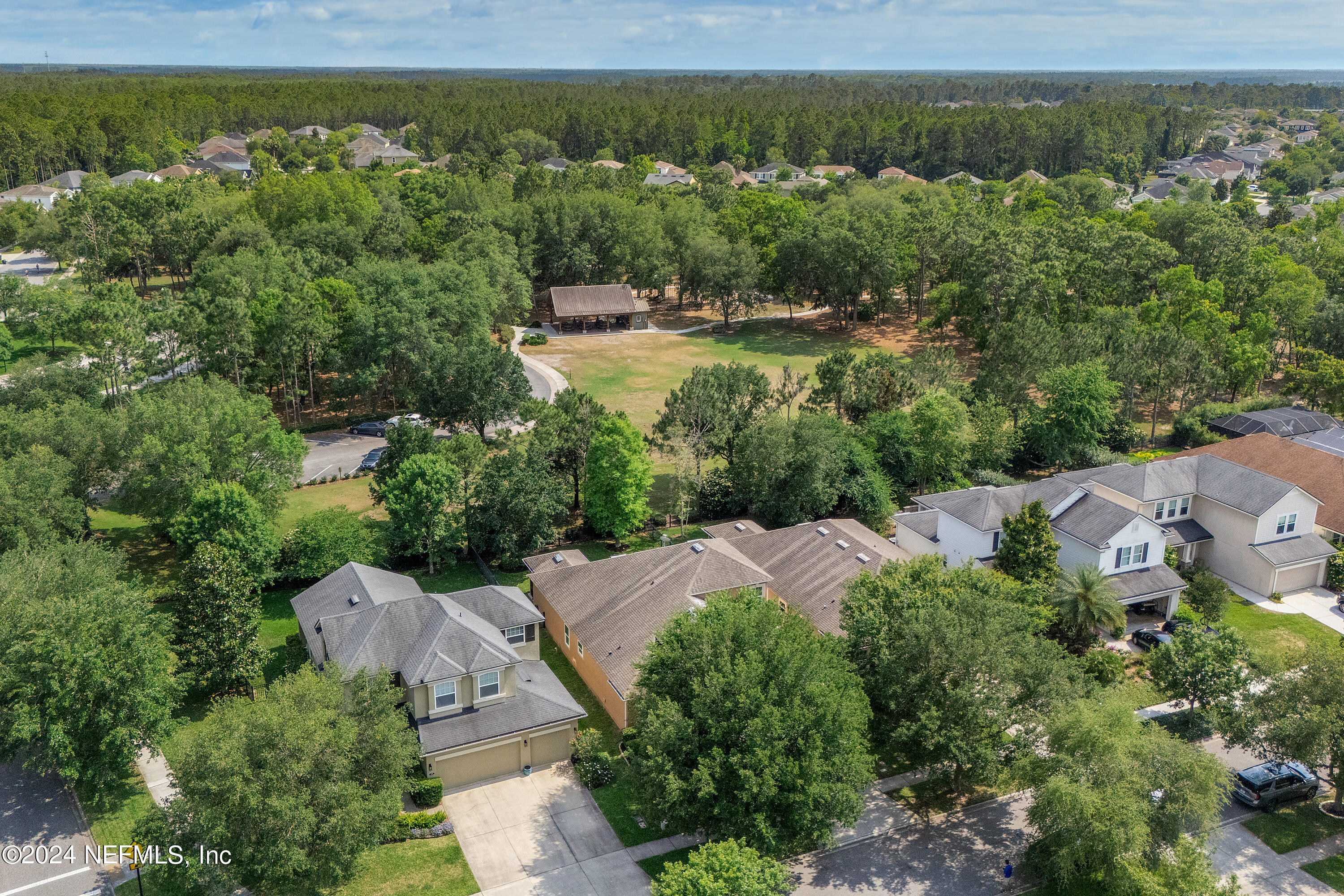 23 WINDSTONE Lane
