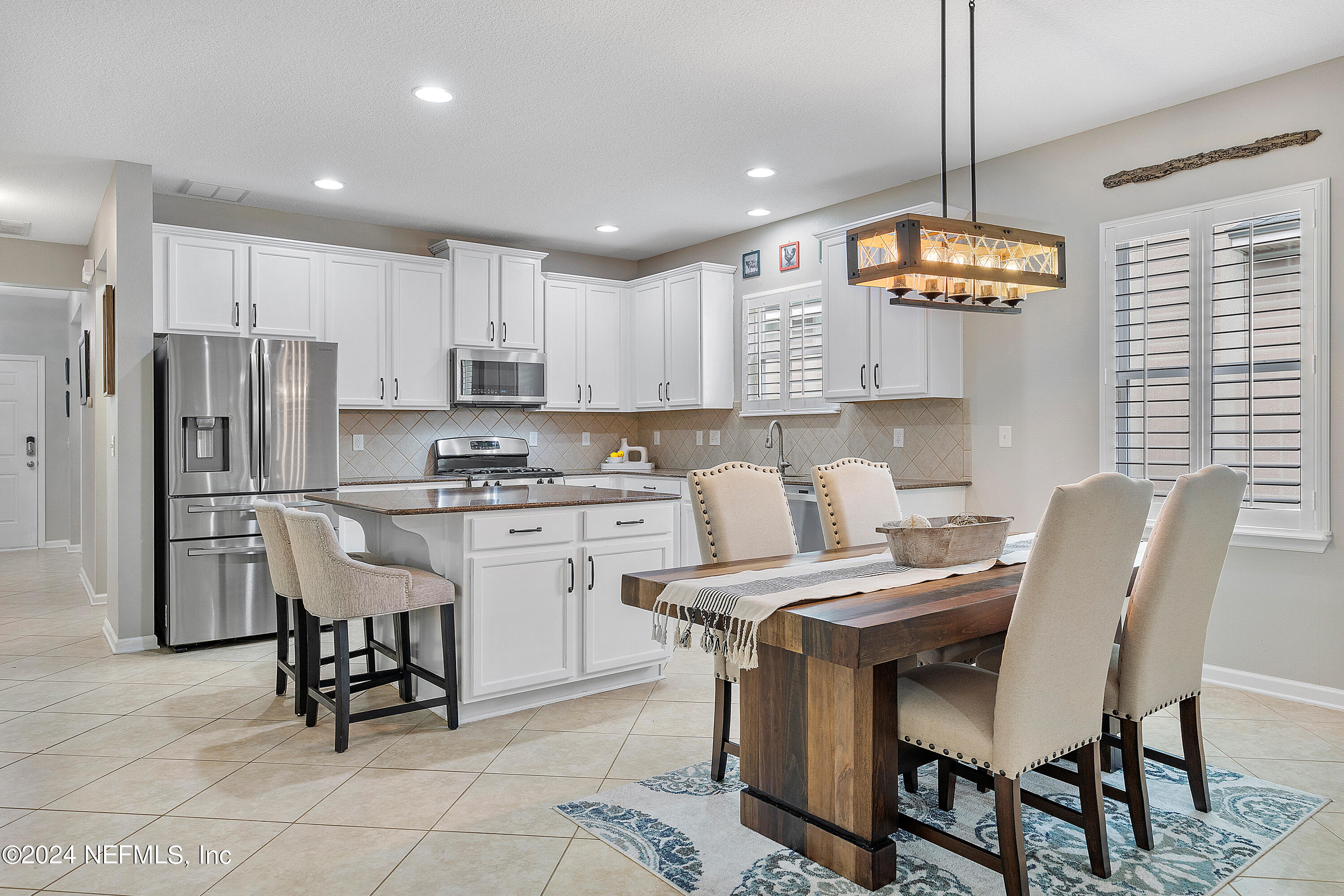 23 WINDSTONE Lane