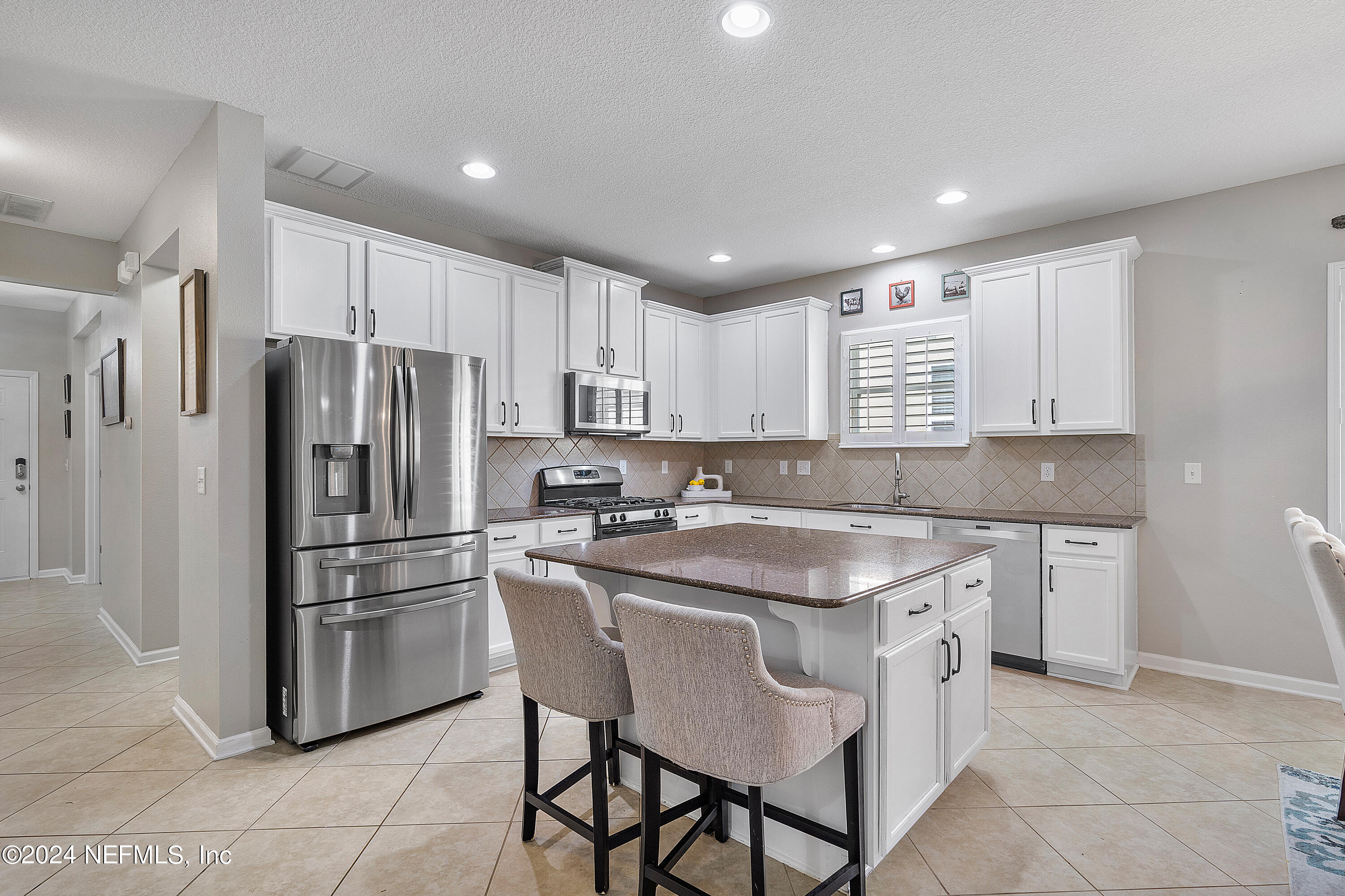 23 WINDSTONE Lane