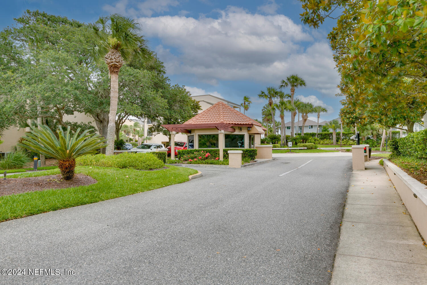 142 WILLOW POND Lane