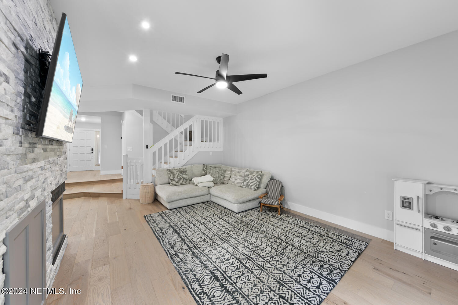 142 WILLOW POND Lane