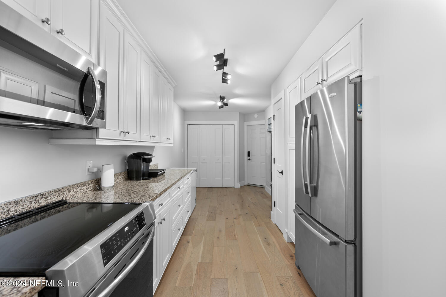 142 WILLOW POND Lane