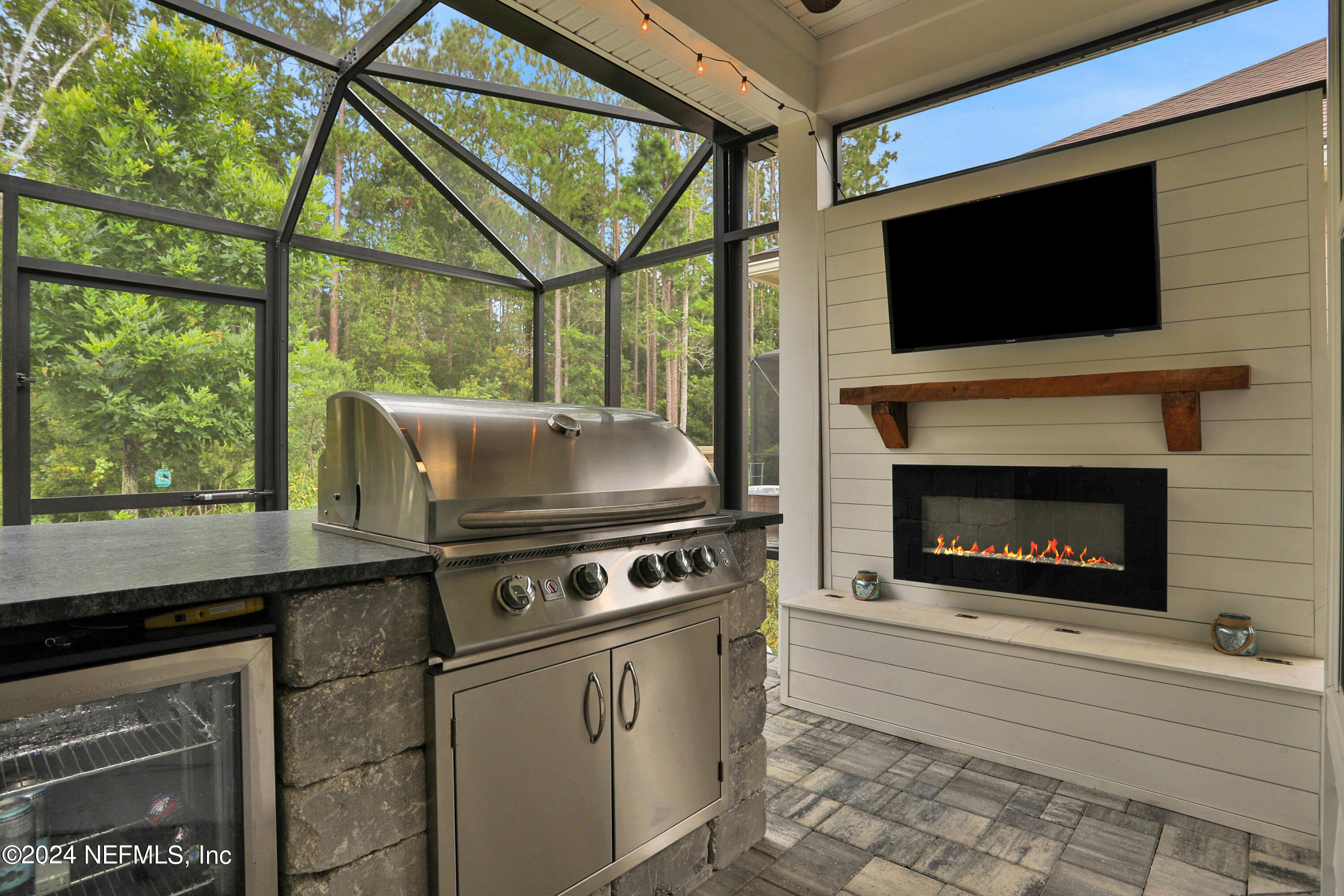 119 VALLEY GROVE Drive