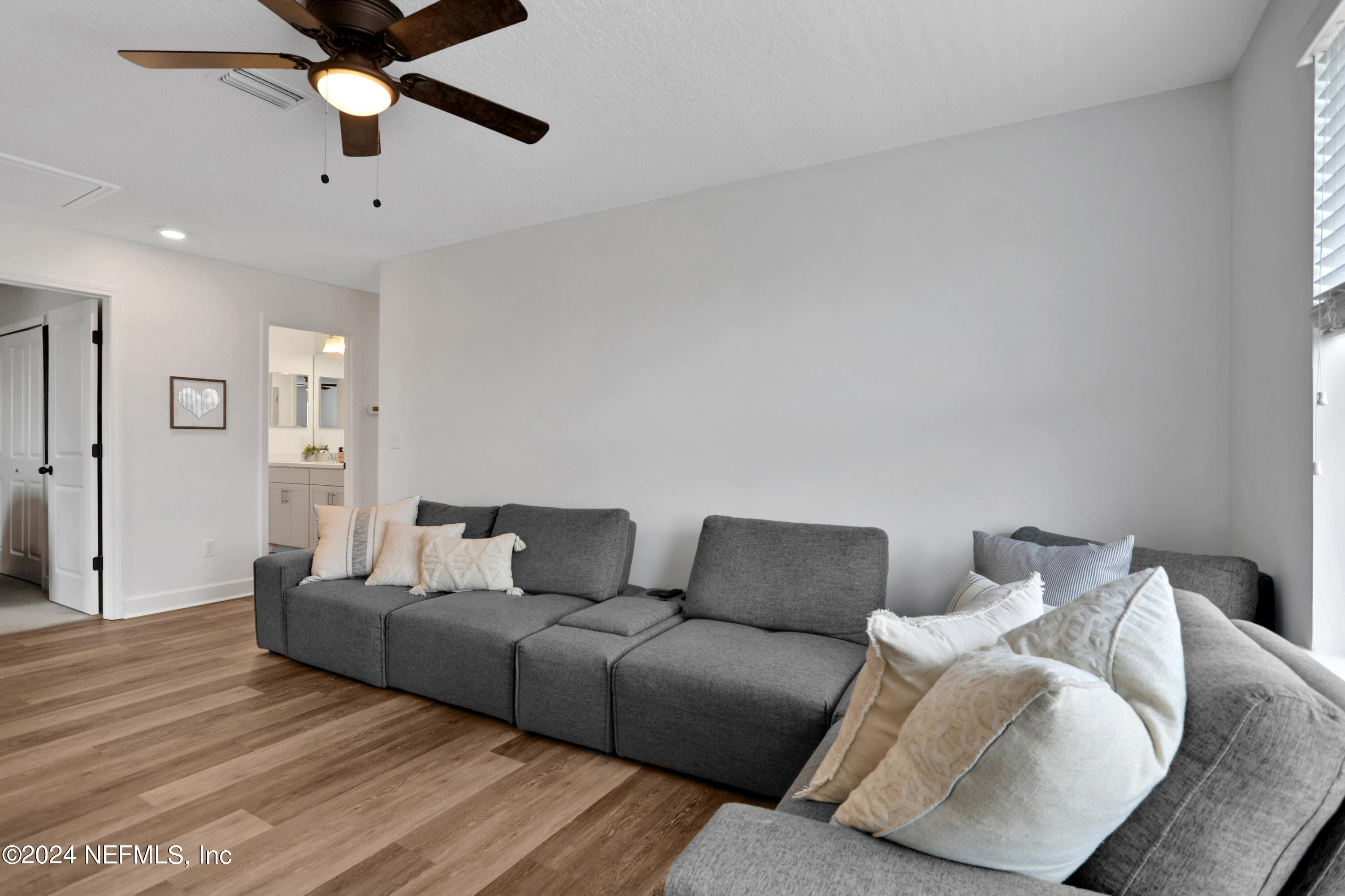 119 VALLEY GROVE Drive