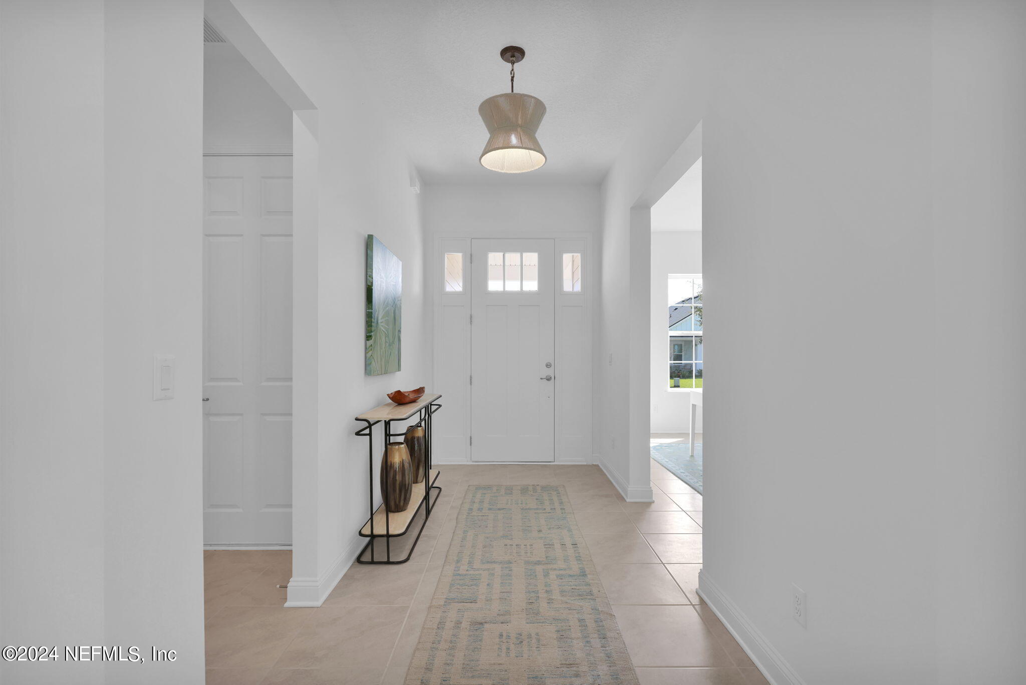 635 OAKLAWN Court