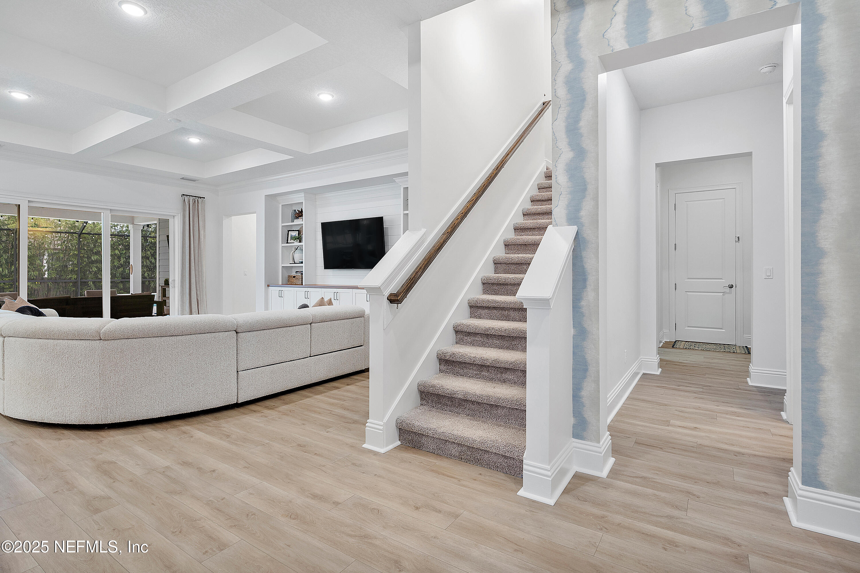 64 OUTLOOK Drive