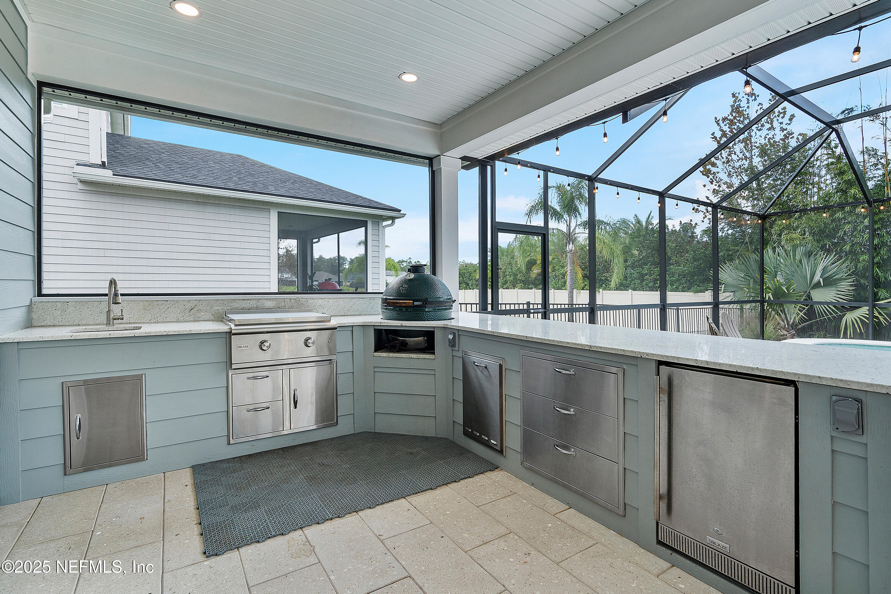 64 OUTLOOK Drive