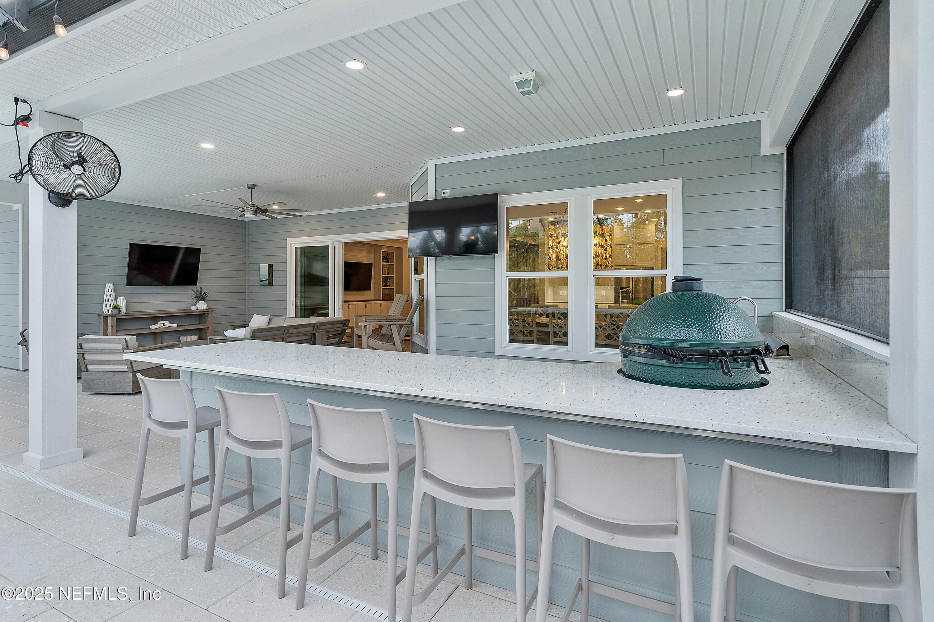 64 OUTLOOK Drive