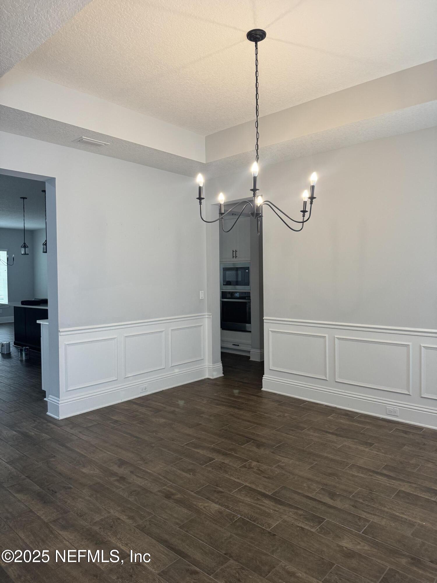 333 OUTLOOK Drive