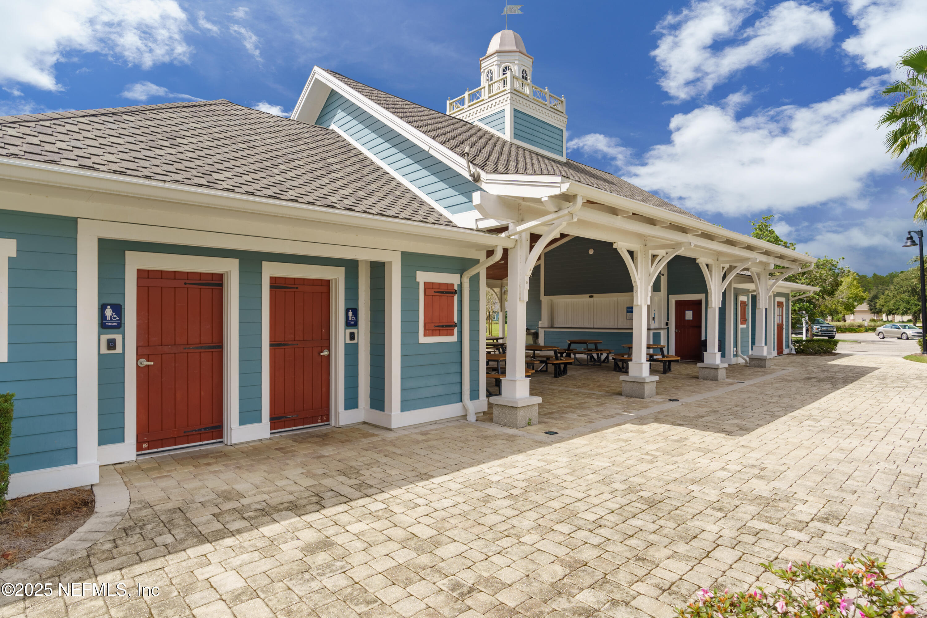301 Aspen Leaf Drive