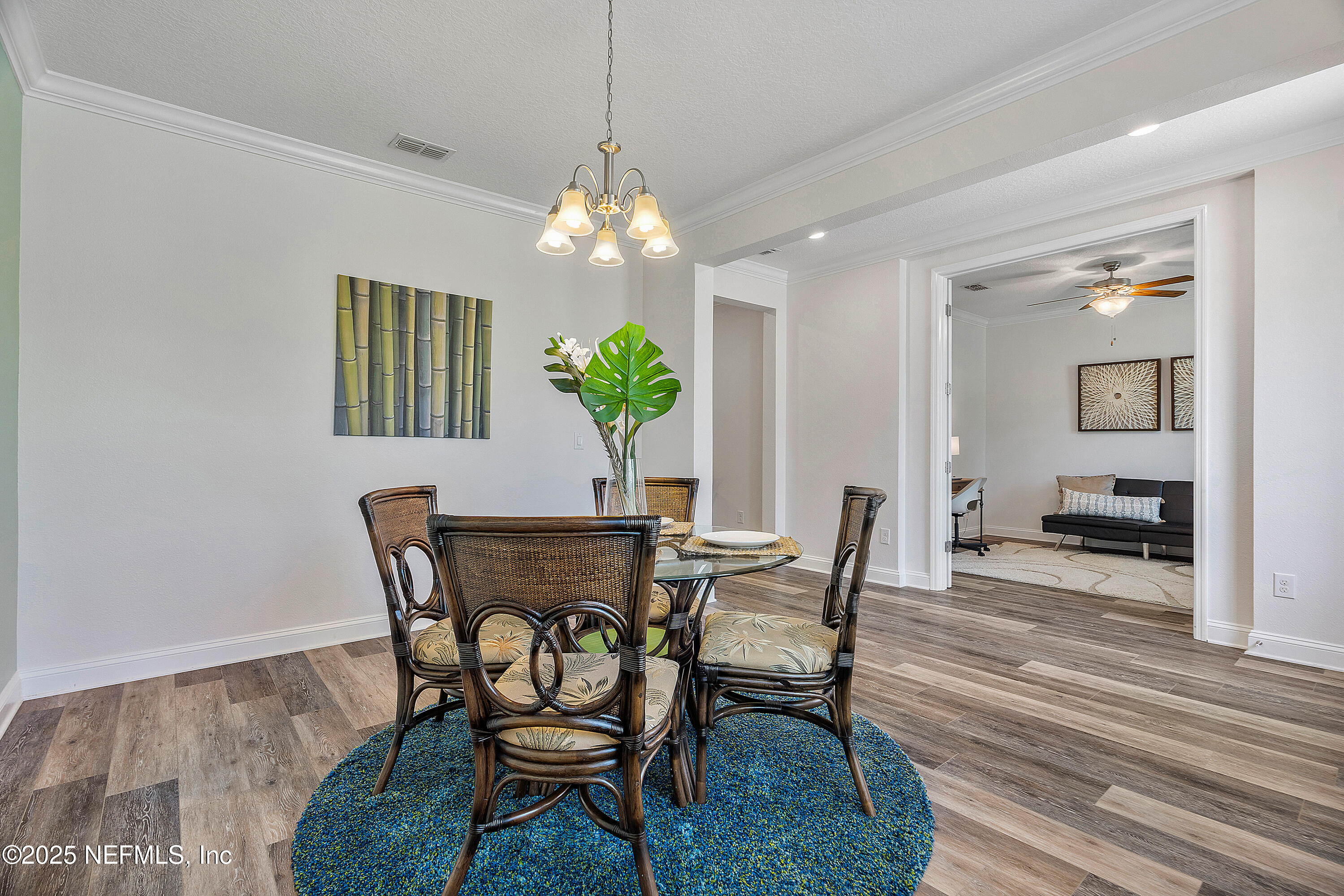 699 Aspen Leaf Drive