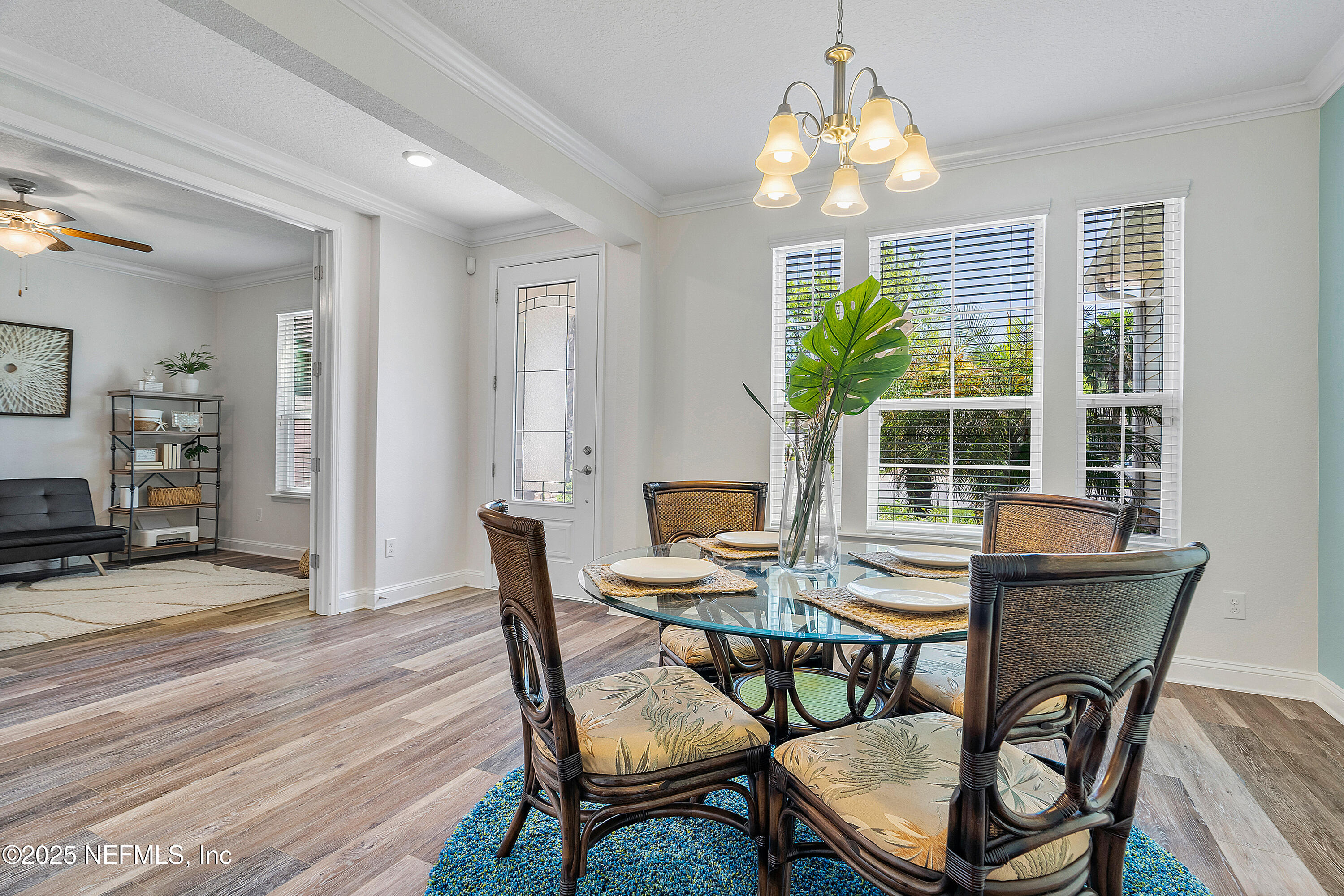 699 Aspen Leaf Drive