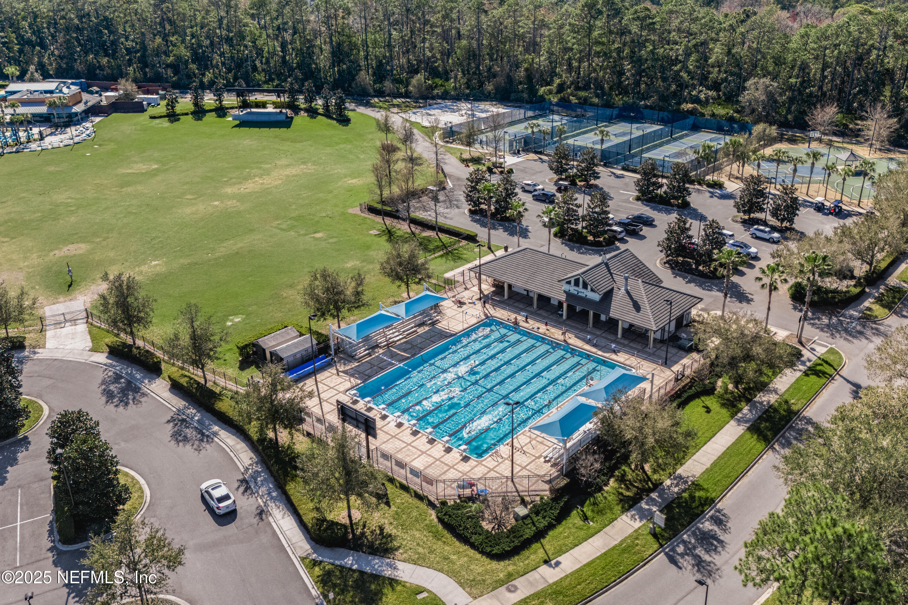 699 Aspen Leaf Drive