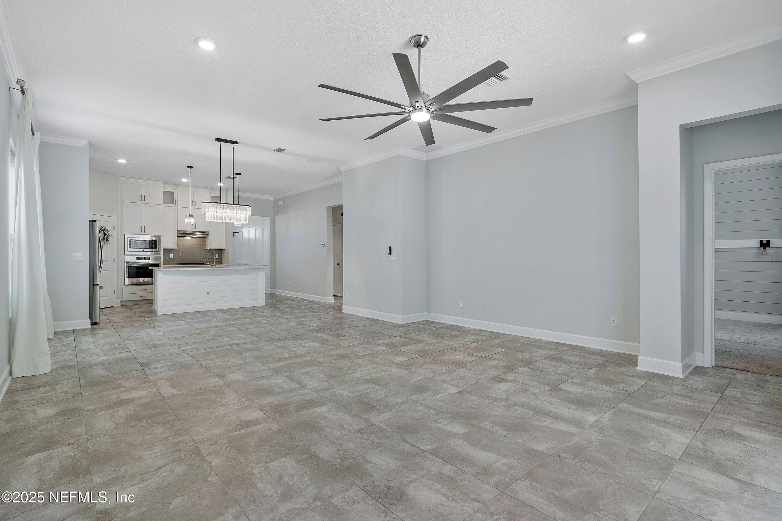 150 WHISPER ROCK Drive