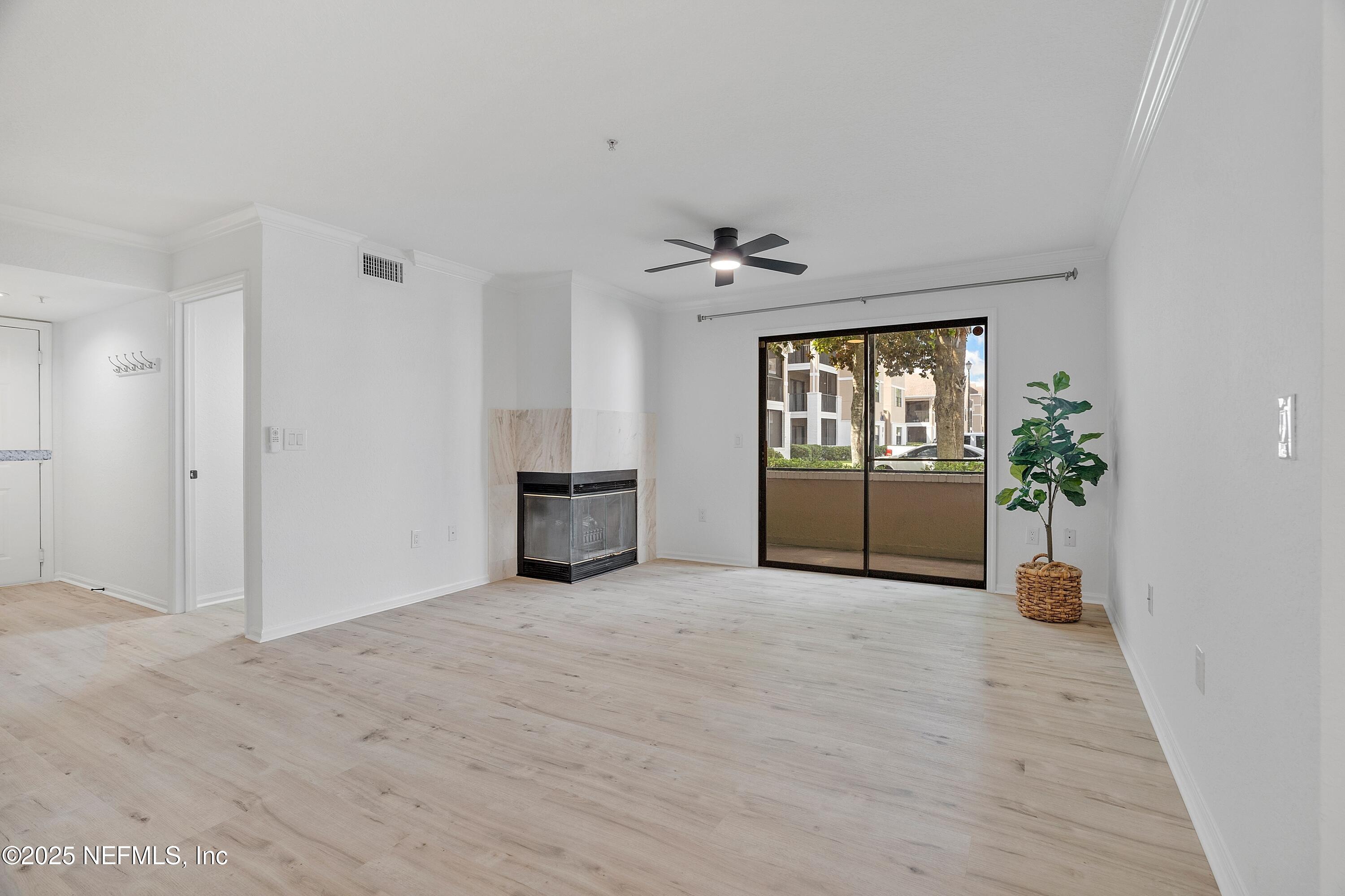 430 Timberwalk Ct, Unit #1017