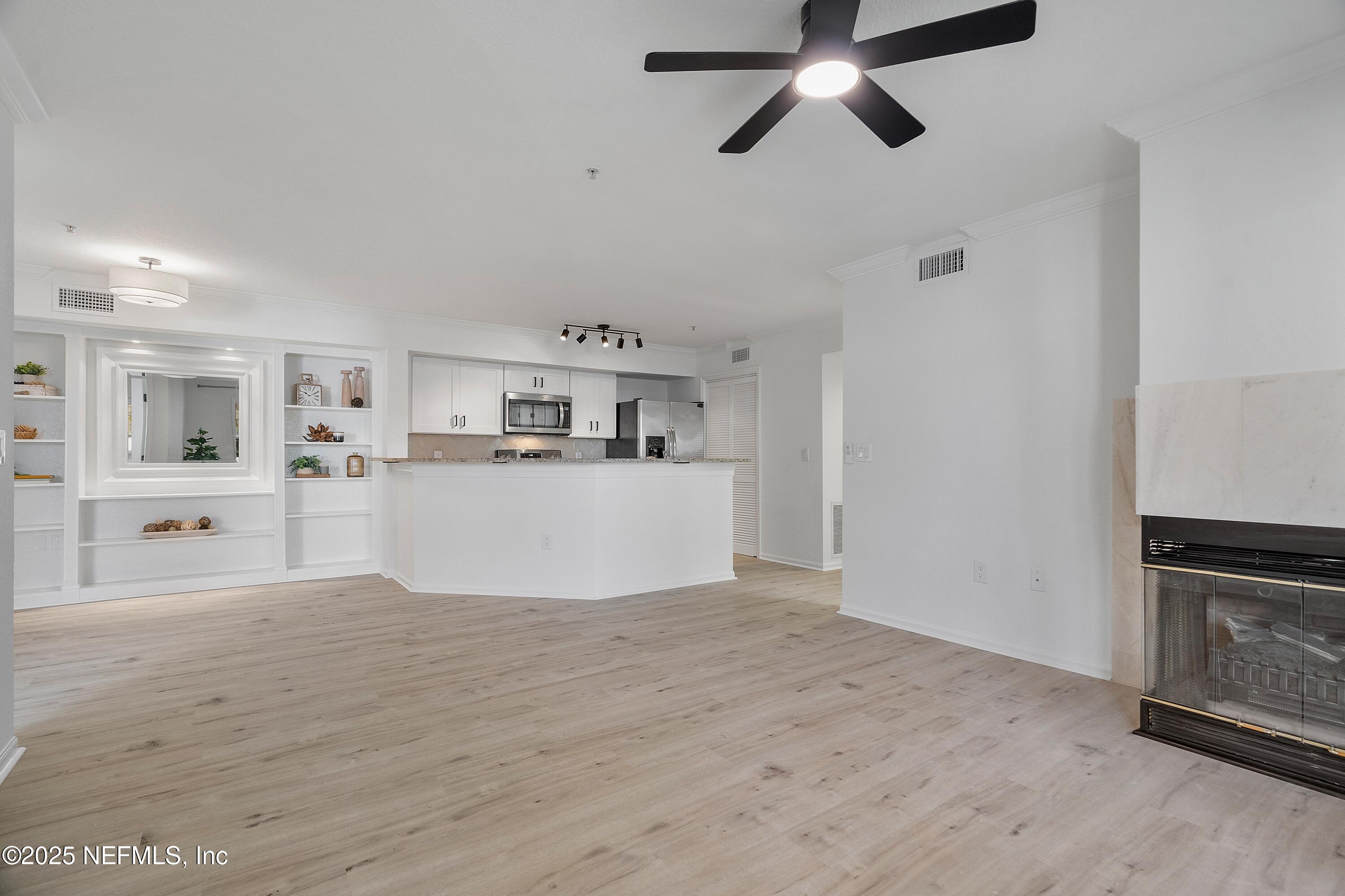 430 Timberwalk Ct, Unit #1017