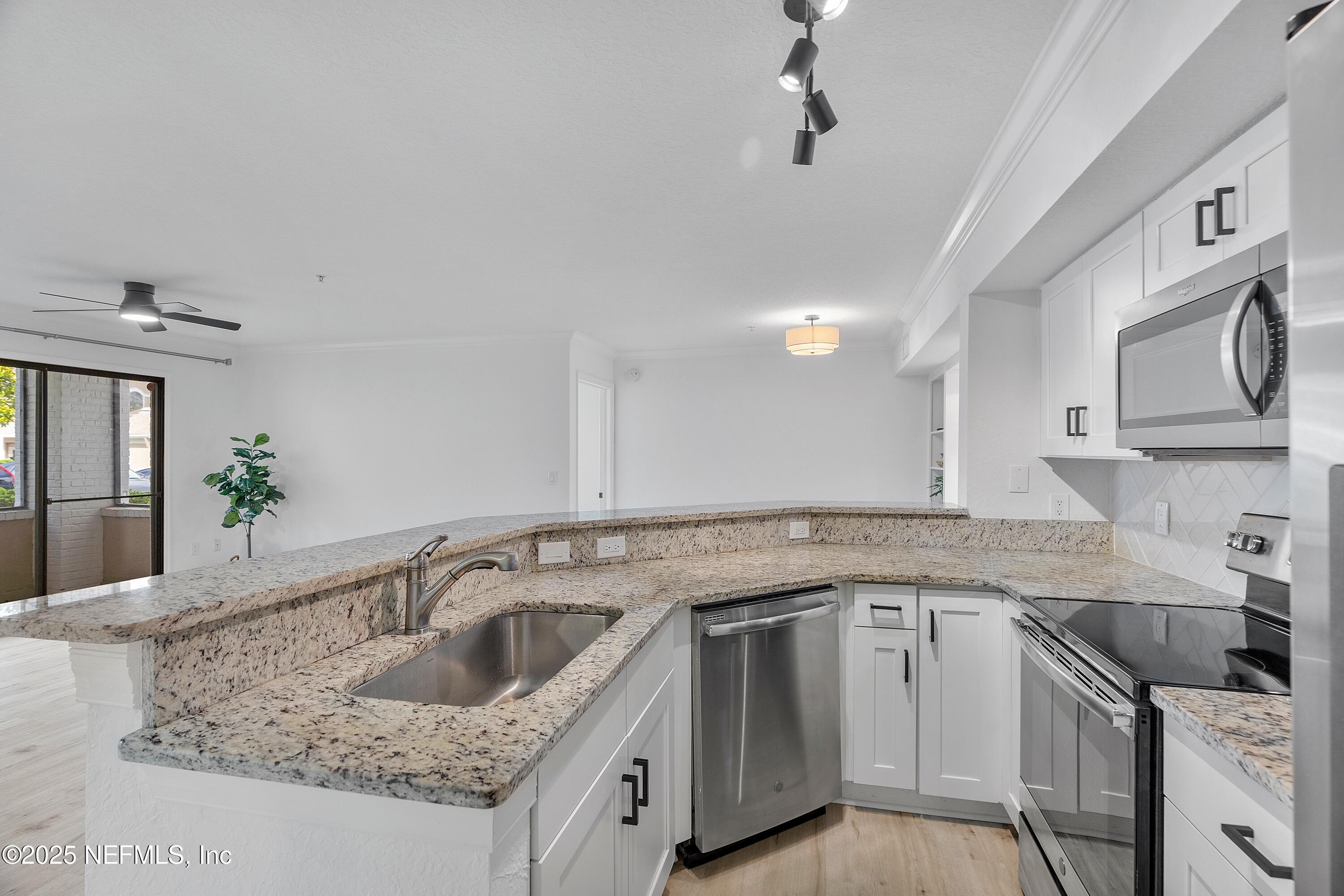 430 Timberwalk Ct, Unit #1017
