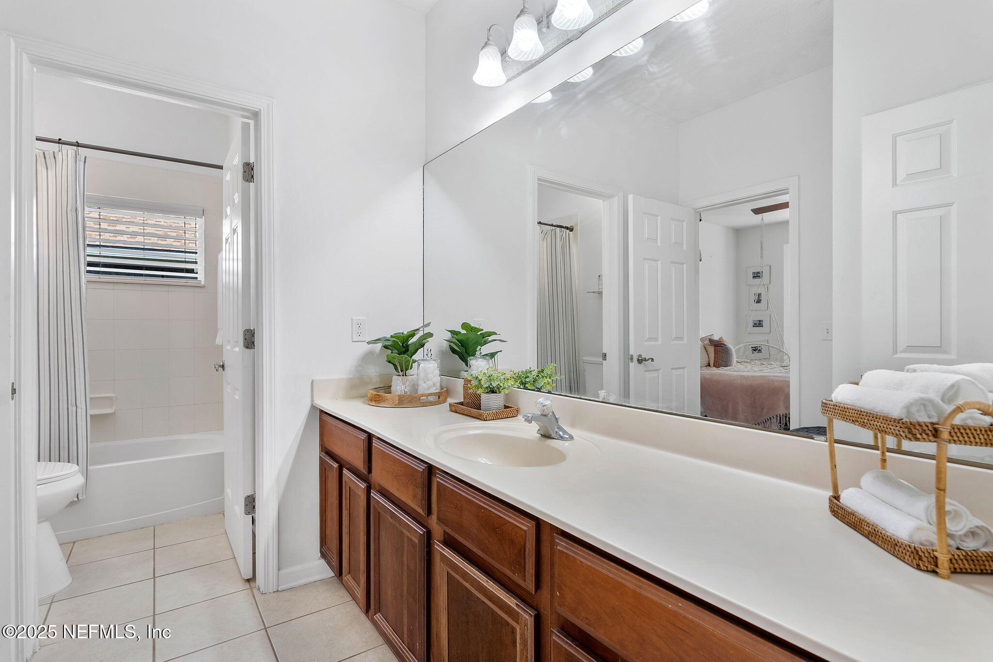 5028 Blackhawk Drive