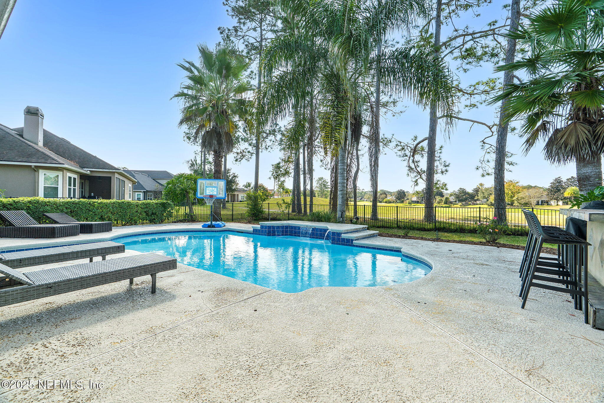 5028 Blackhawk Drive