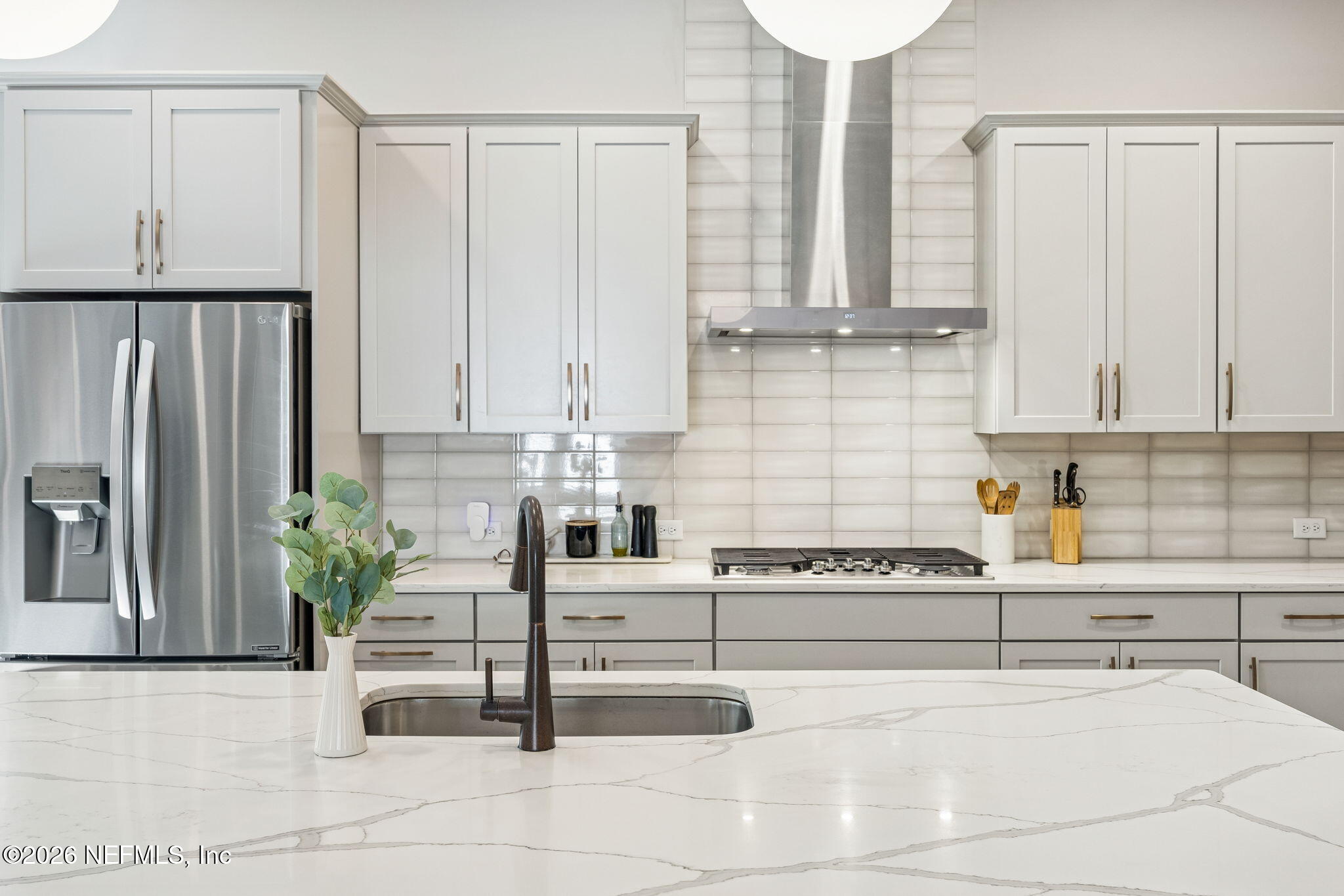 10587 Aventura Drive