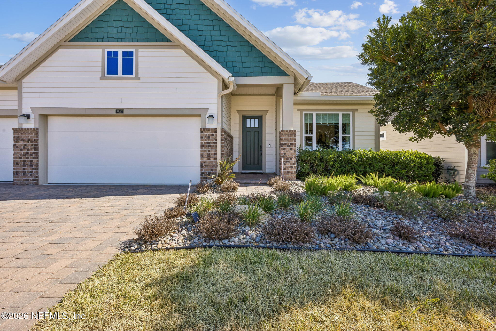 10587 Aventura Drive