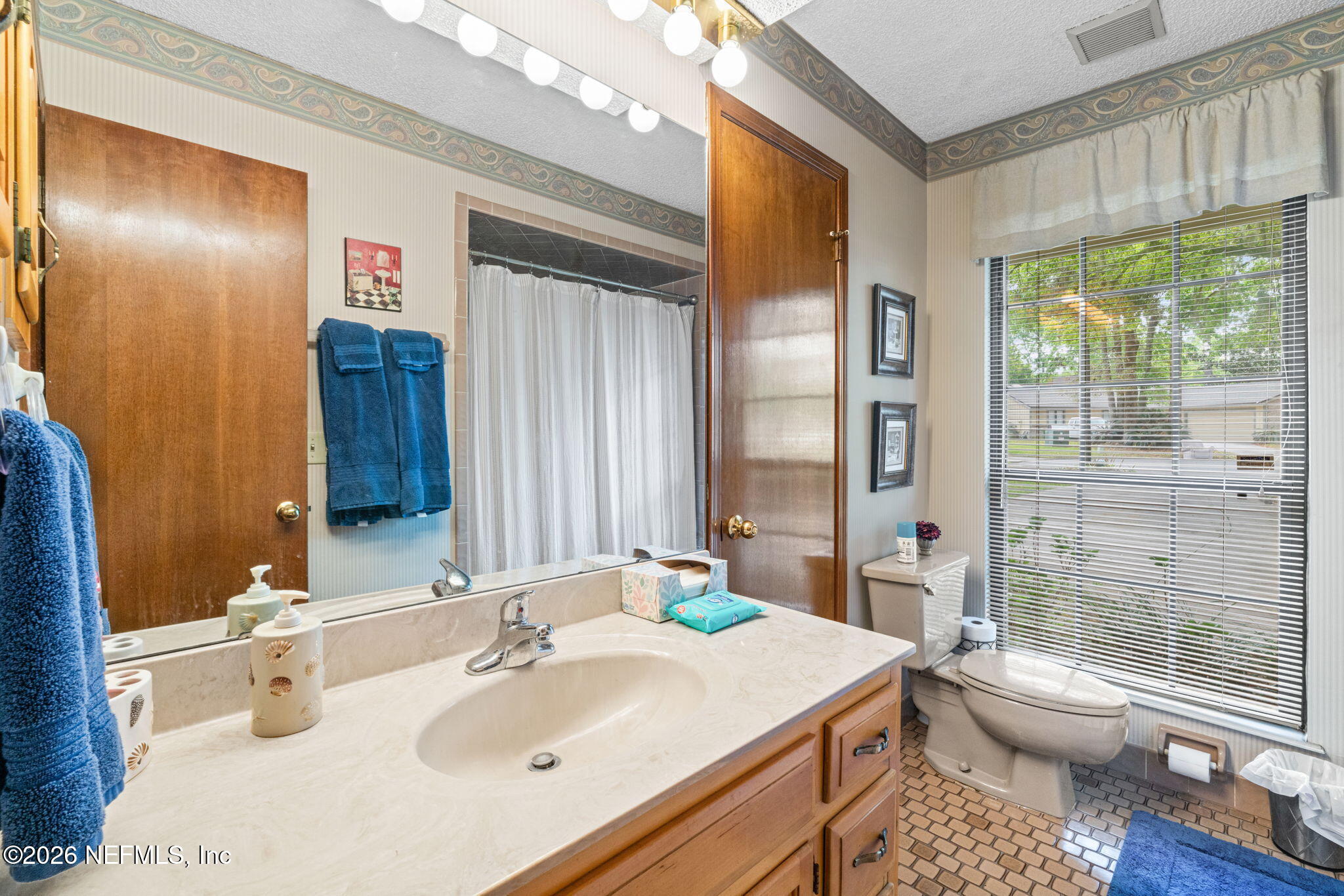 7210 SECRET WOODS Drive