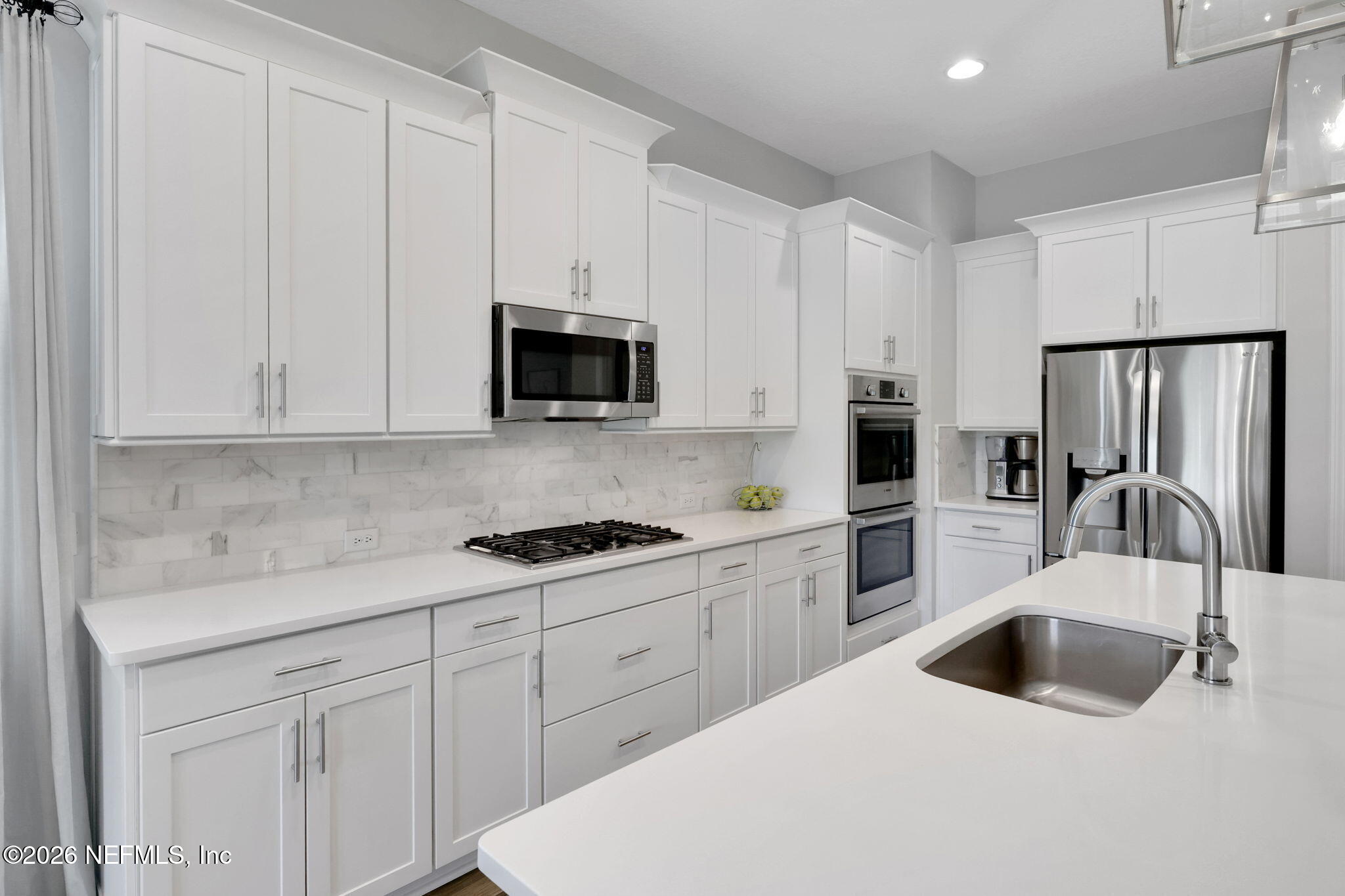 102 SEABROOK Drive