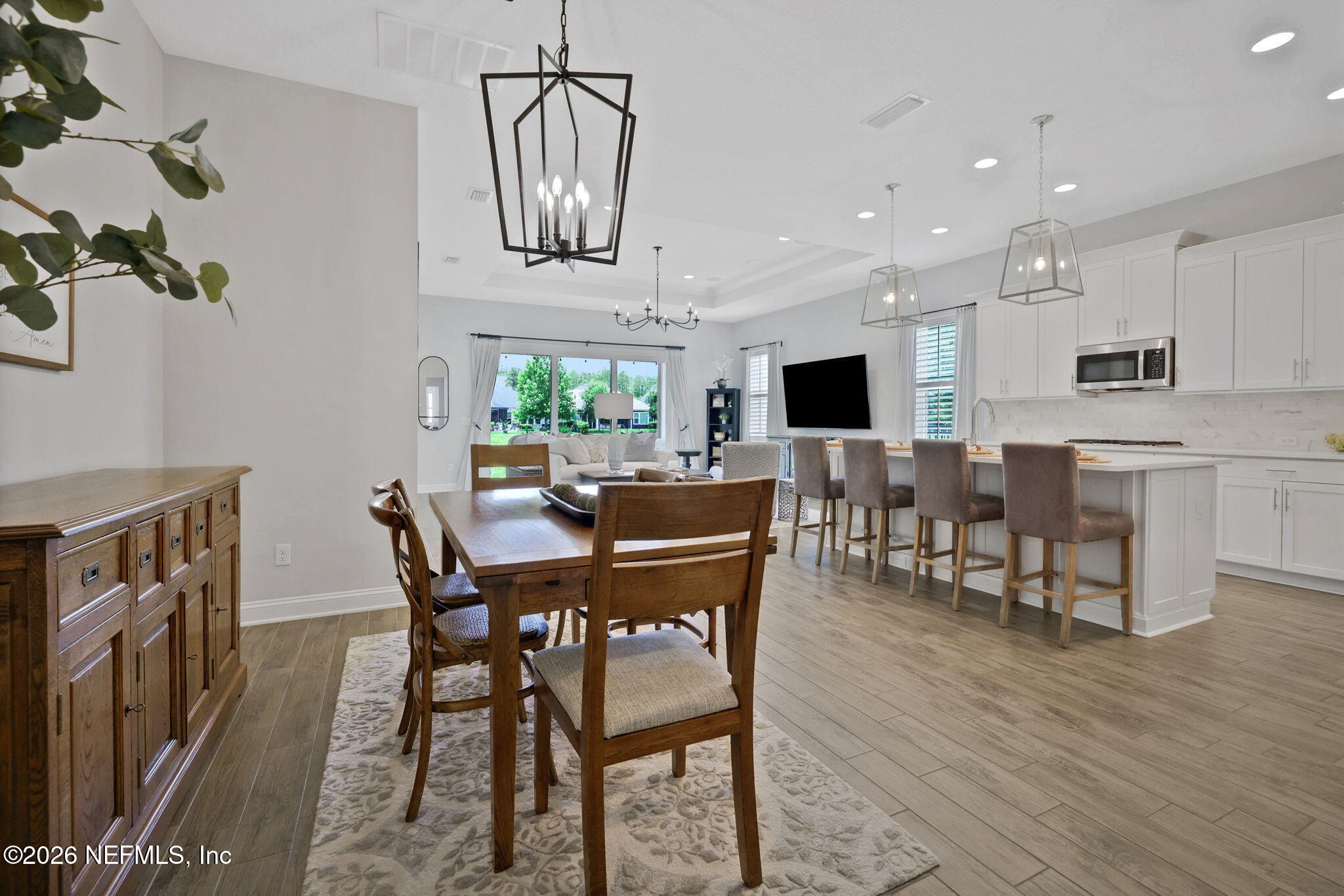 102 SEABROOK Drive