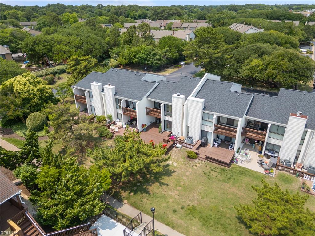 3934 Whispering Oaks PL