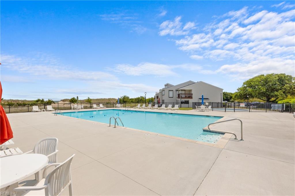 3934 Whispering Oaks PL