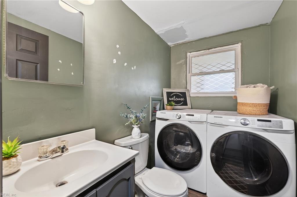 705 Coach House CT